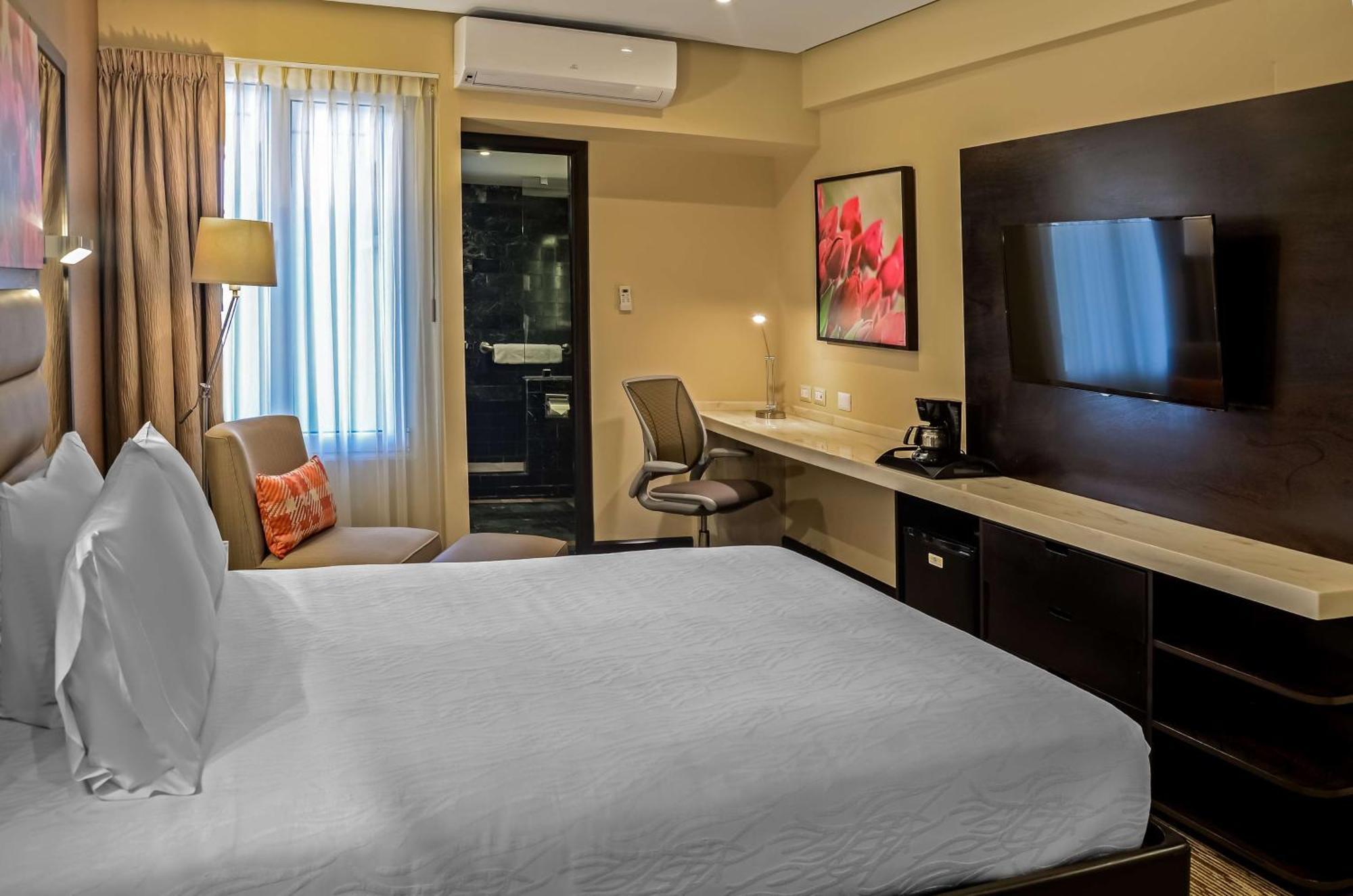 Queen Room