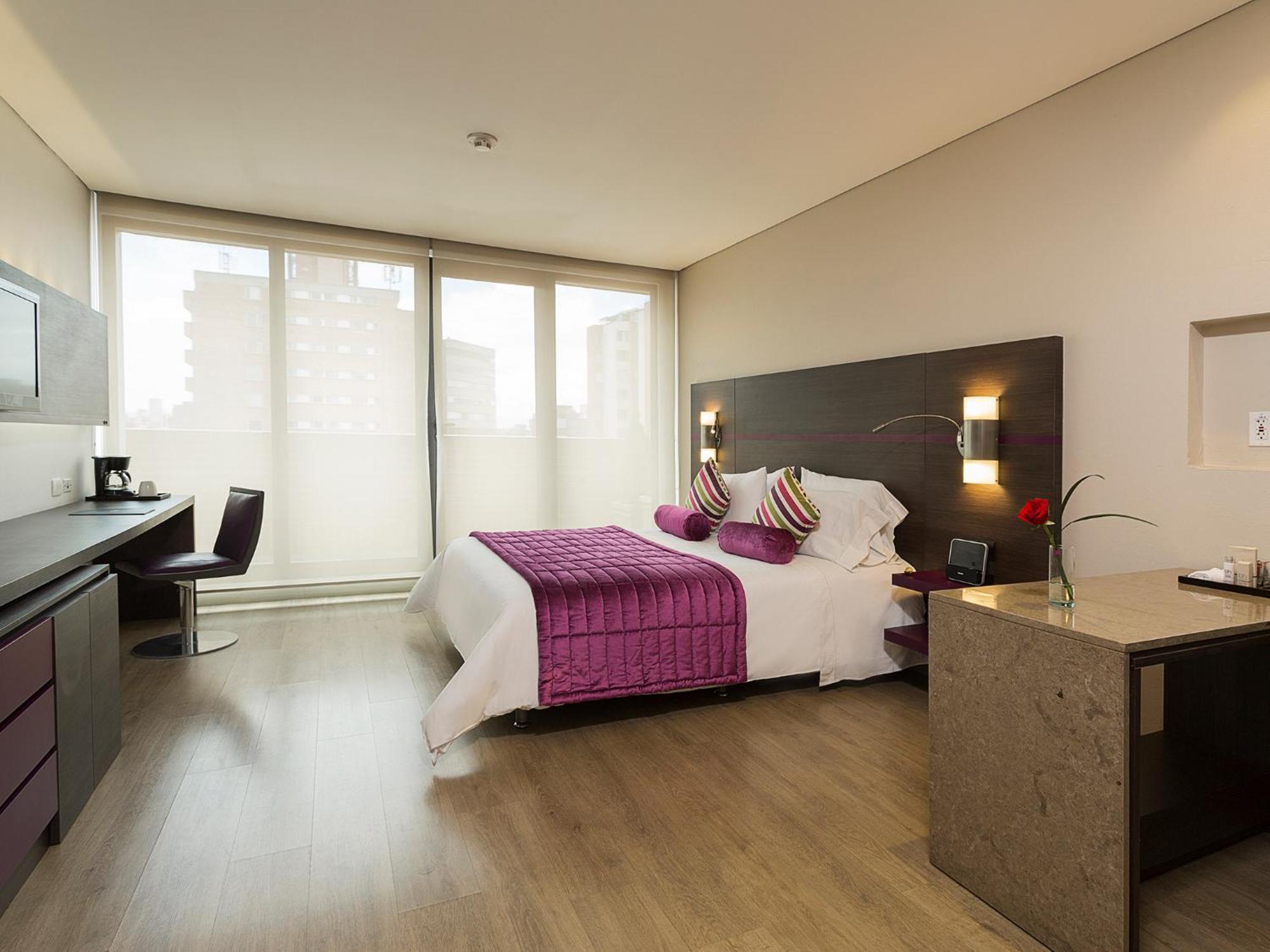 Standard Queen Room,324298257:JPEG