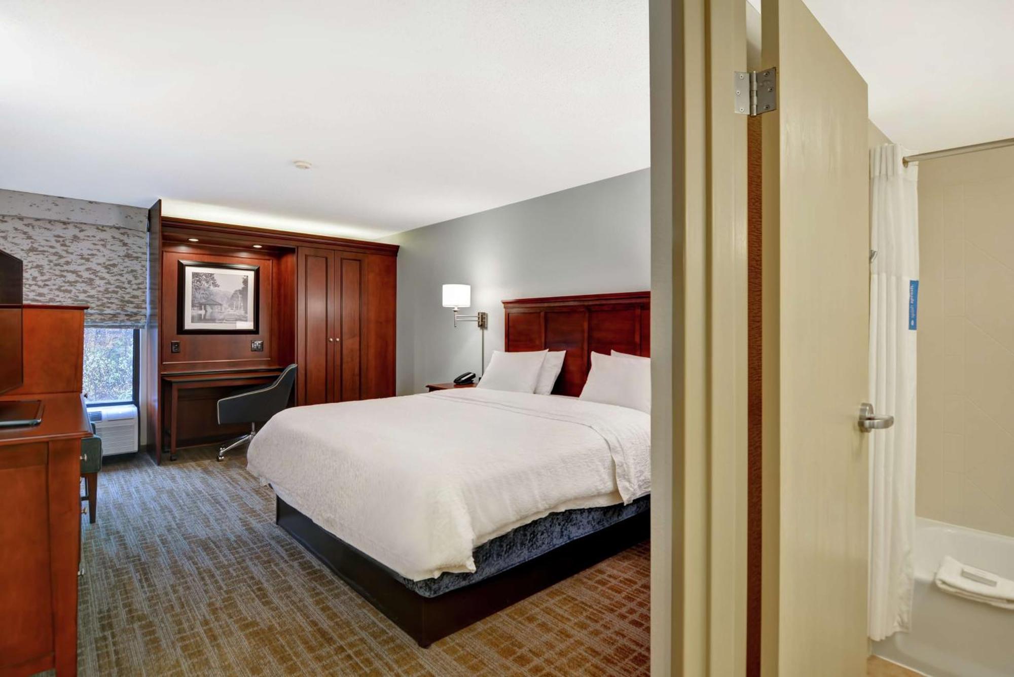 King Room - Non-Smoking