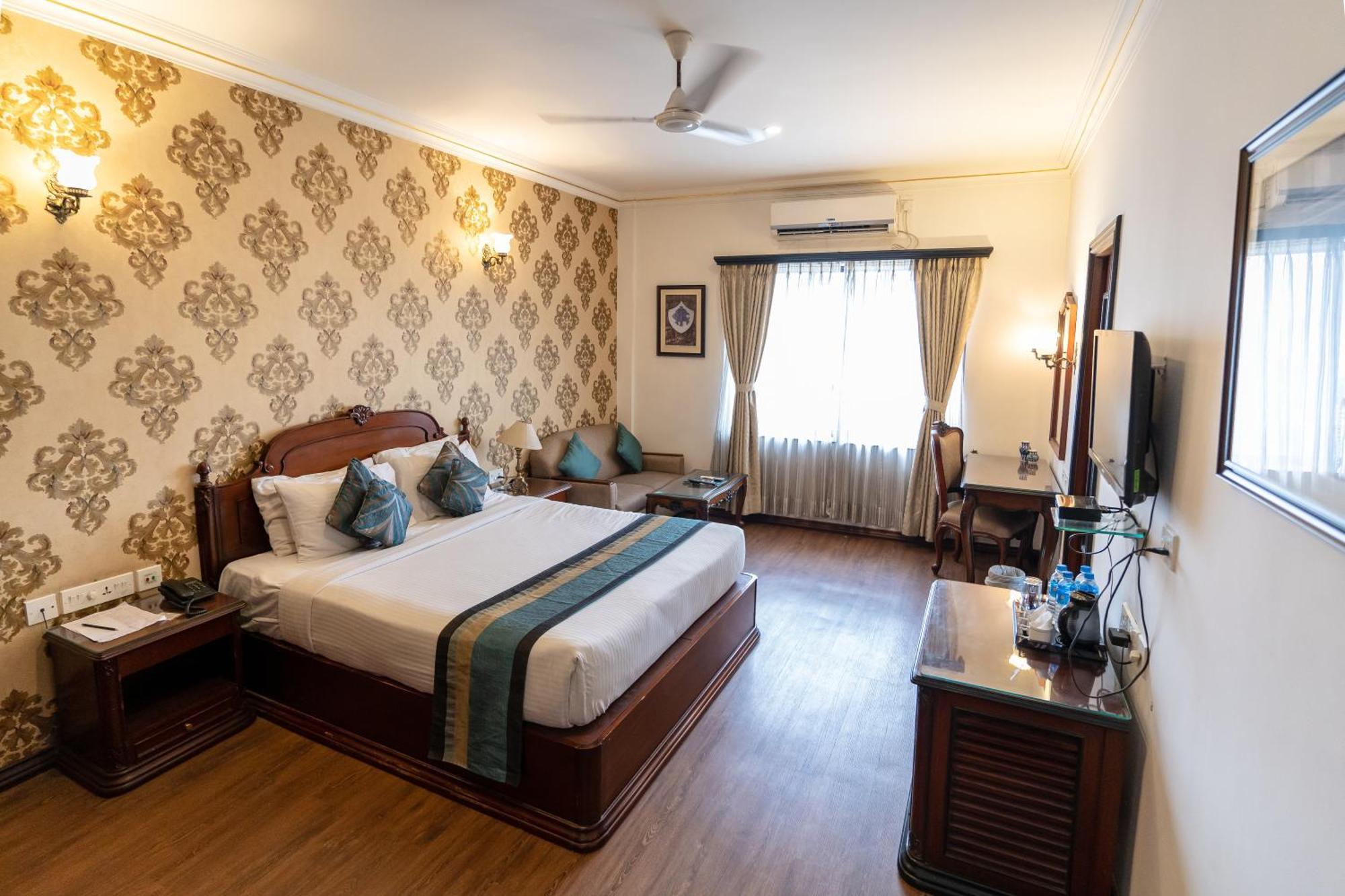 Junior Suite Room