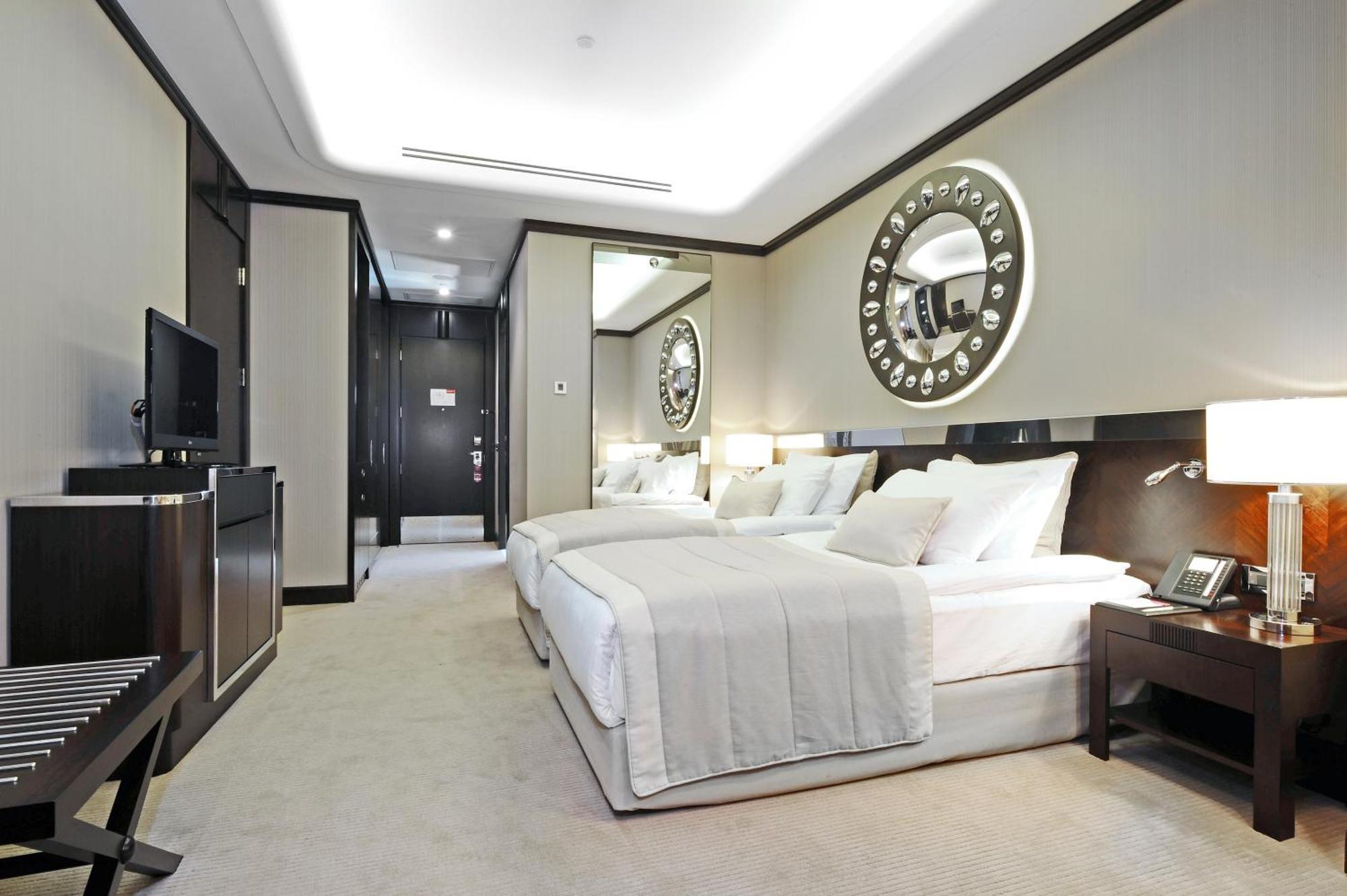 Standard Twin Room with City View,1706830327:JPEG