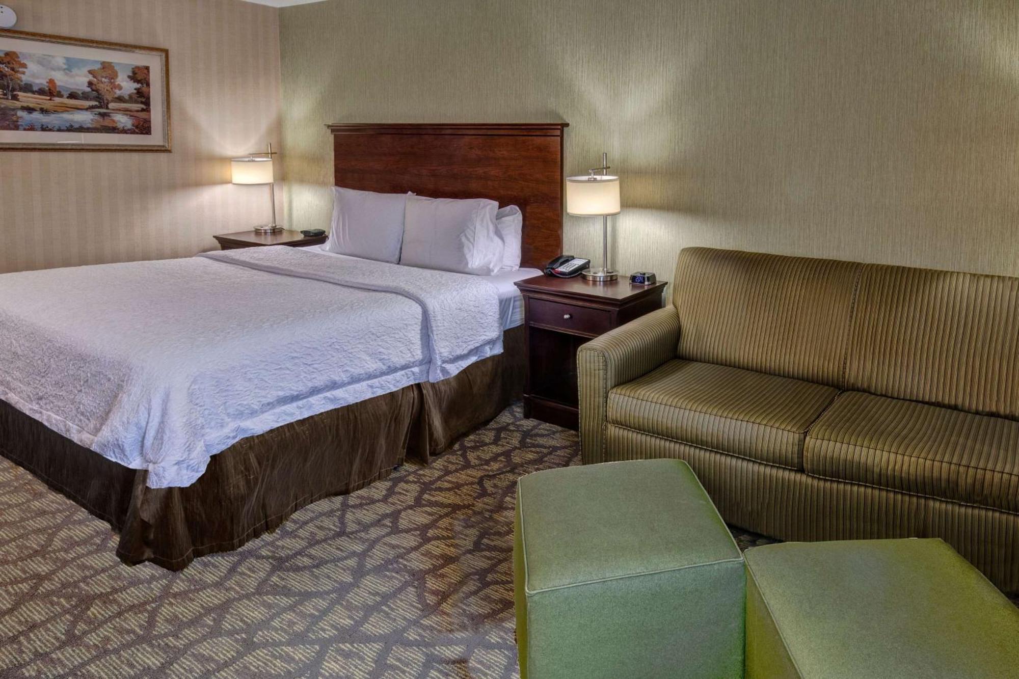 King Room with Walk-in Shower - Non-Smoking