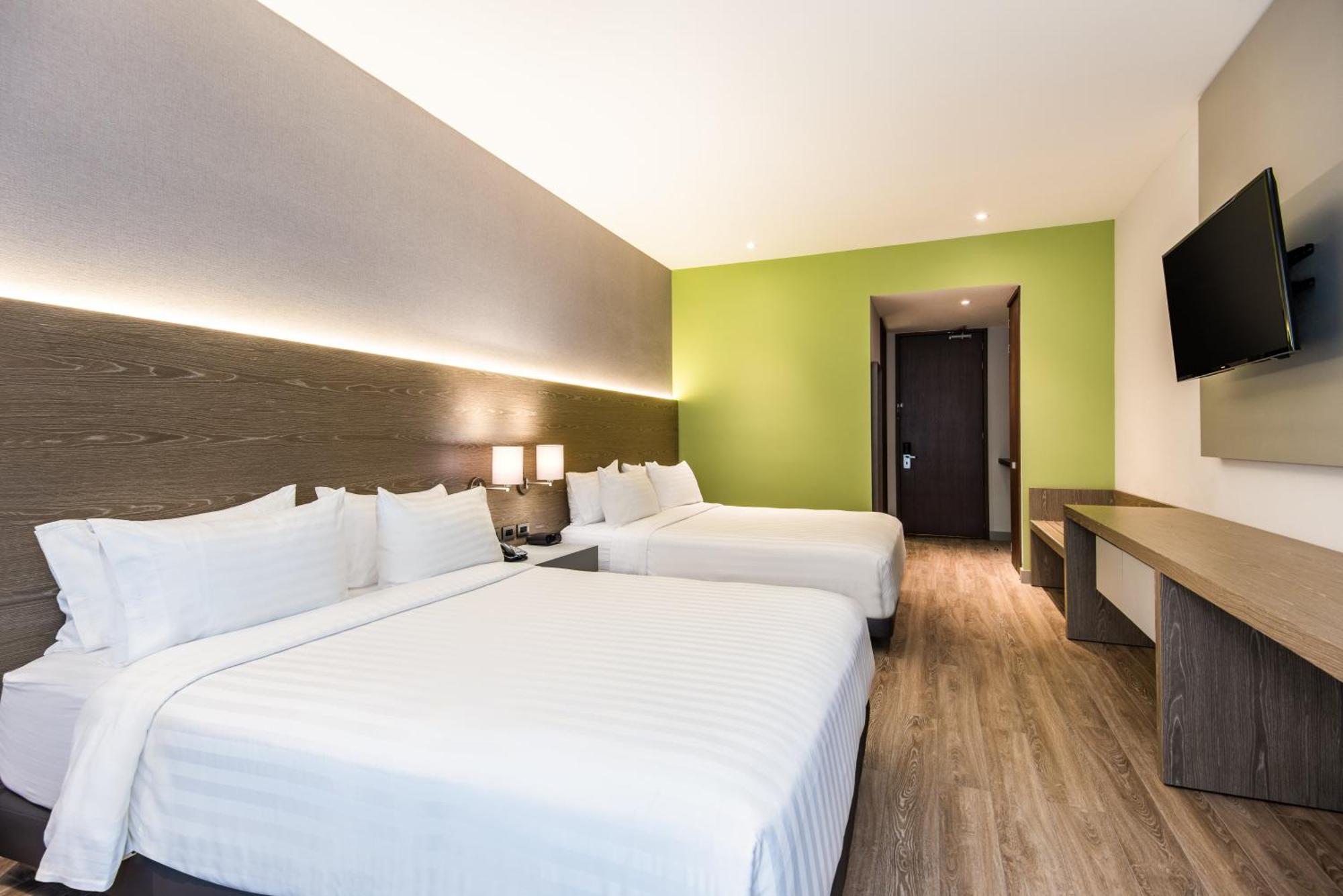 Habitación Doble Estándar con 2 camas grandes