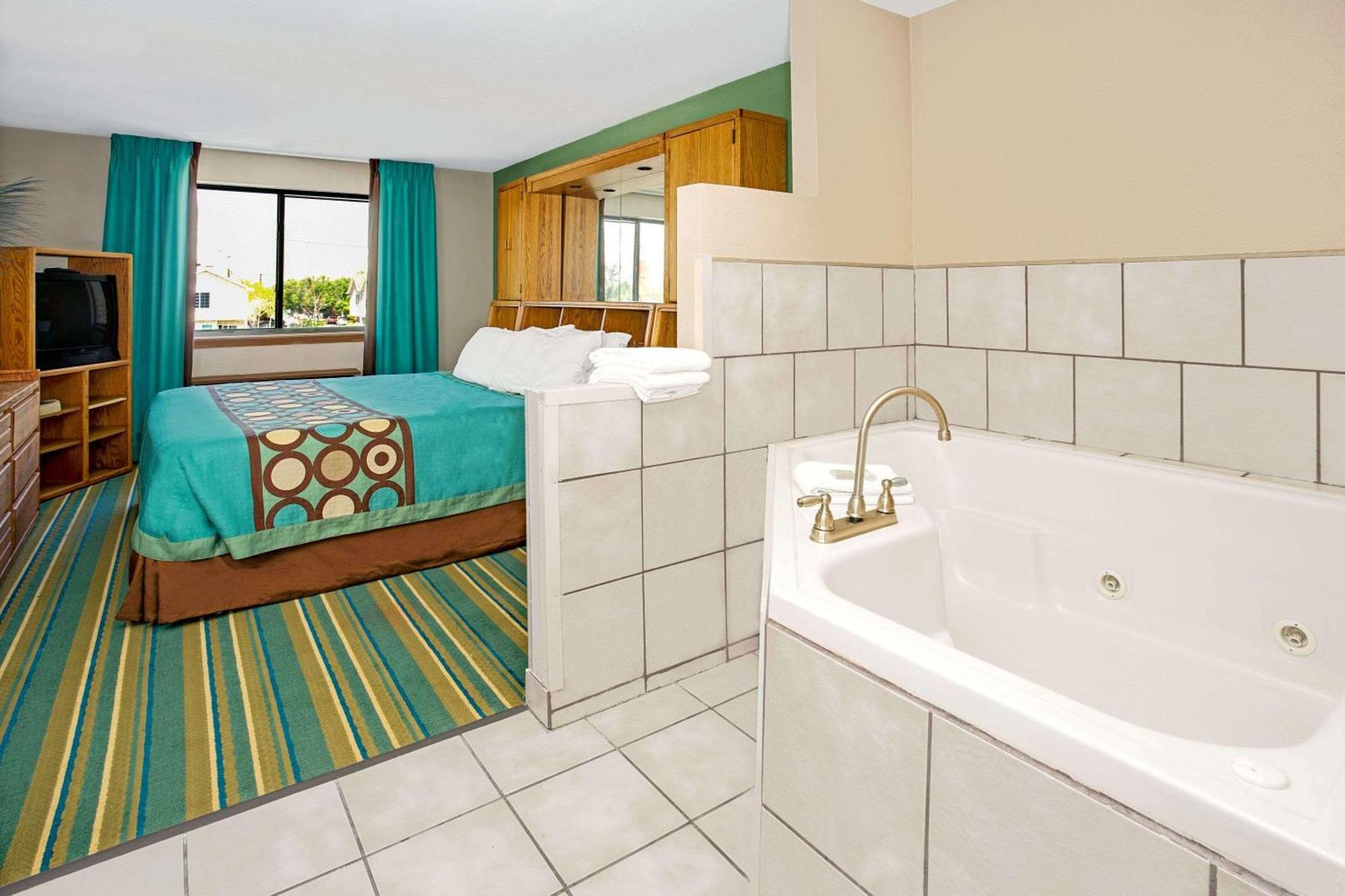 Suite Estudio - Cama extragrande - No fumadores