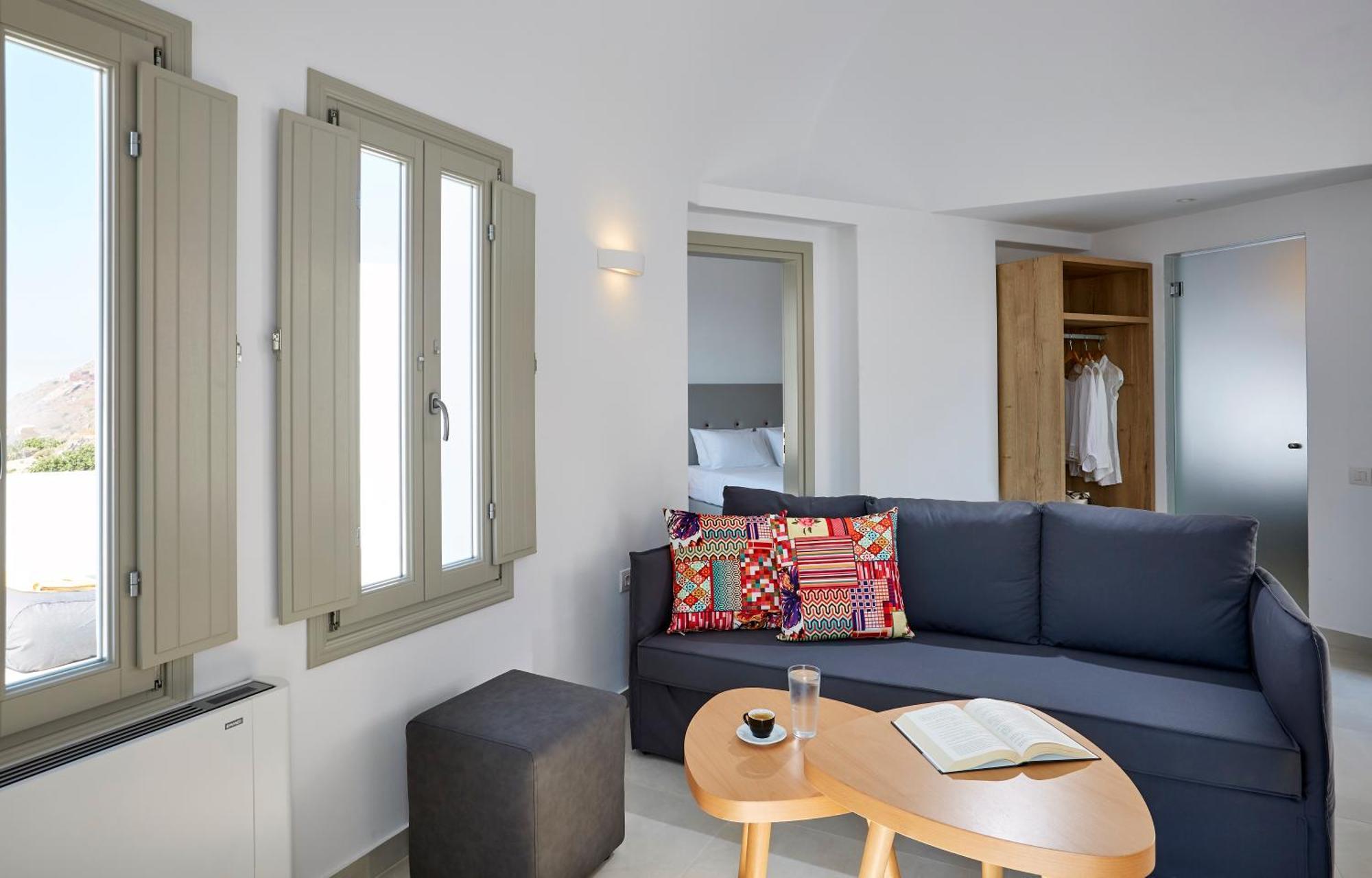 Aperanto Suite with Sea View & outdoor Jacuzzi