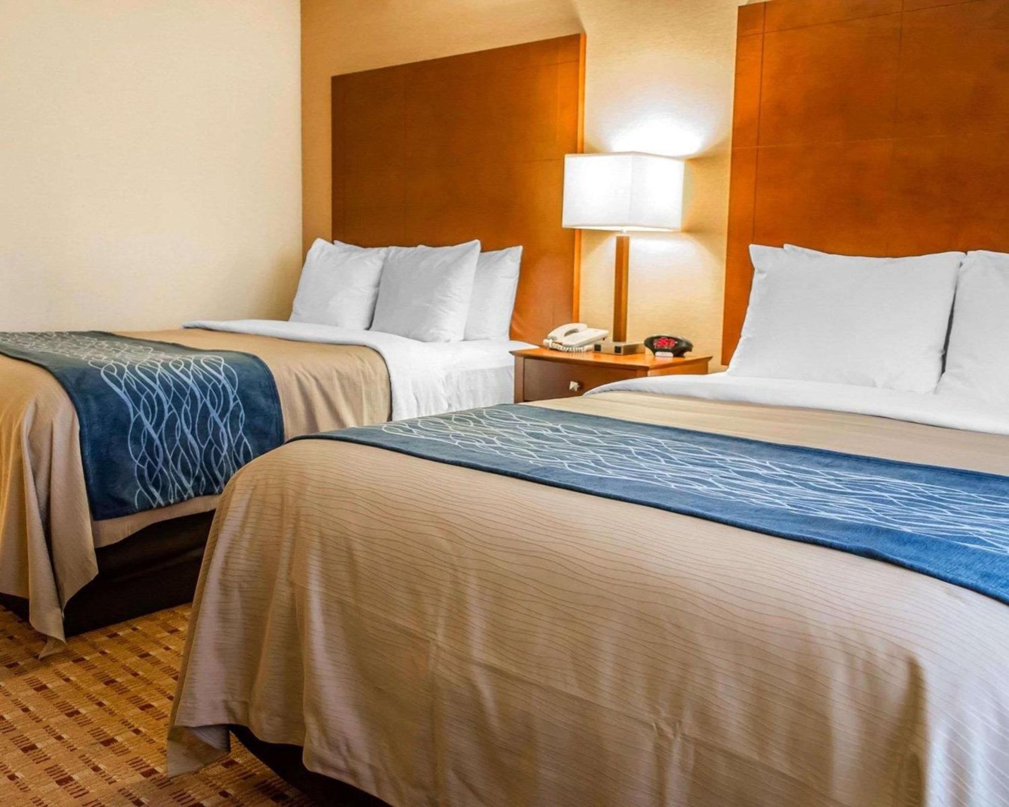 Queen Room with Two Queen Beds - Non-Smoking
