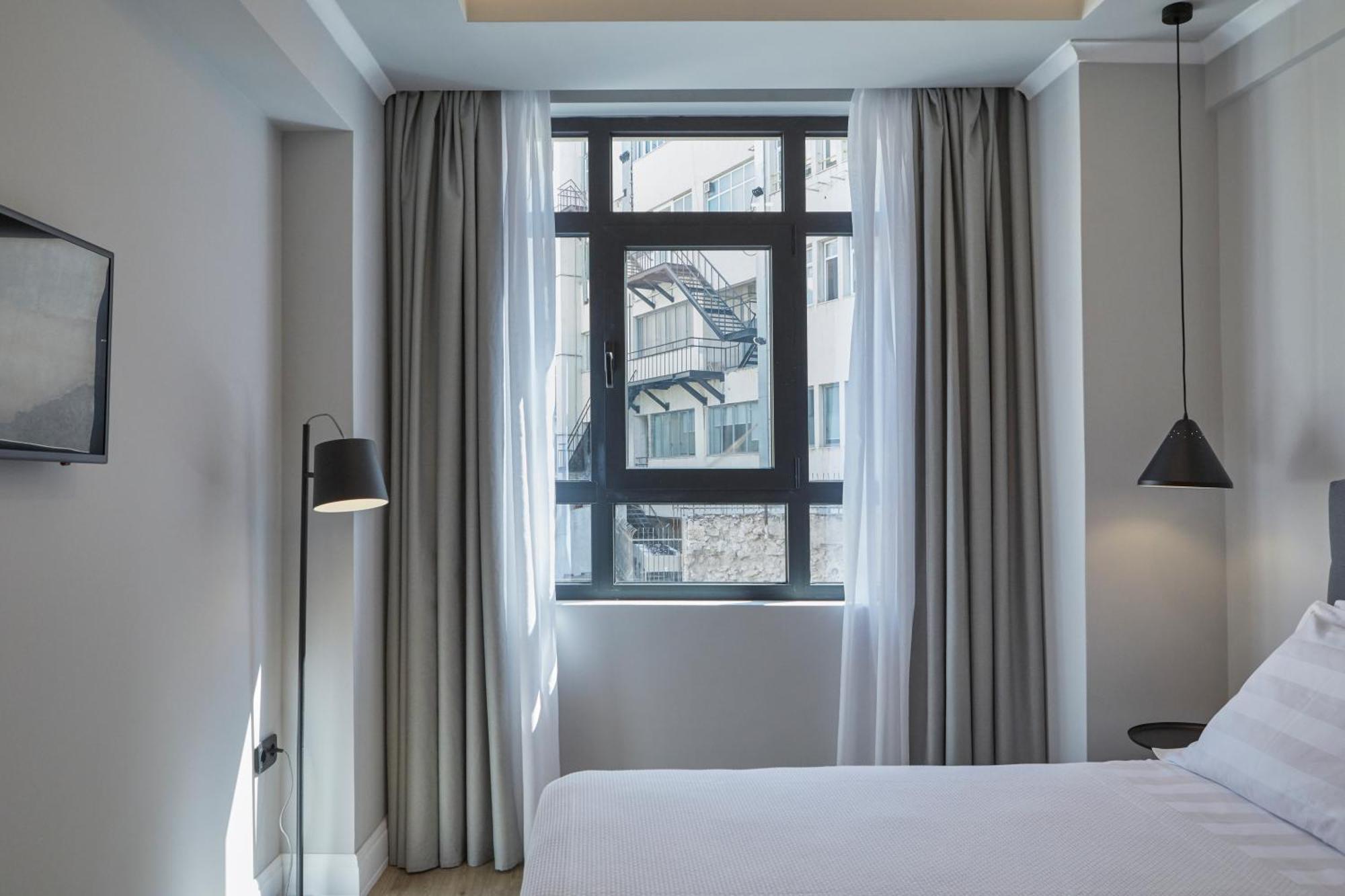 Cozy Double Room Urban View,1279005961:JPEG