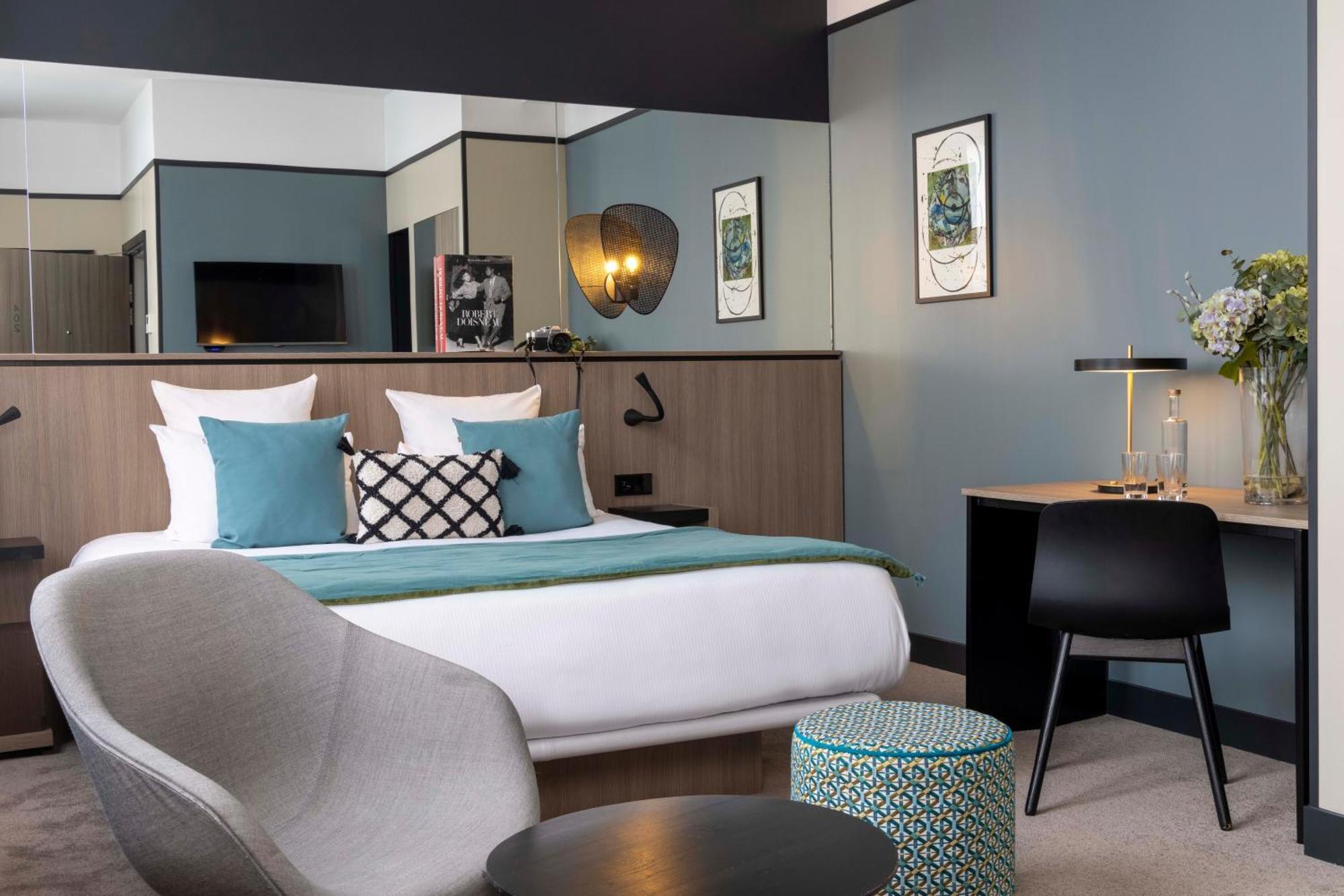 Executive Room