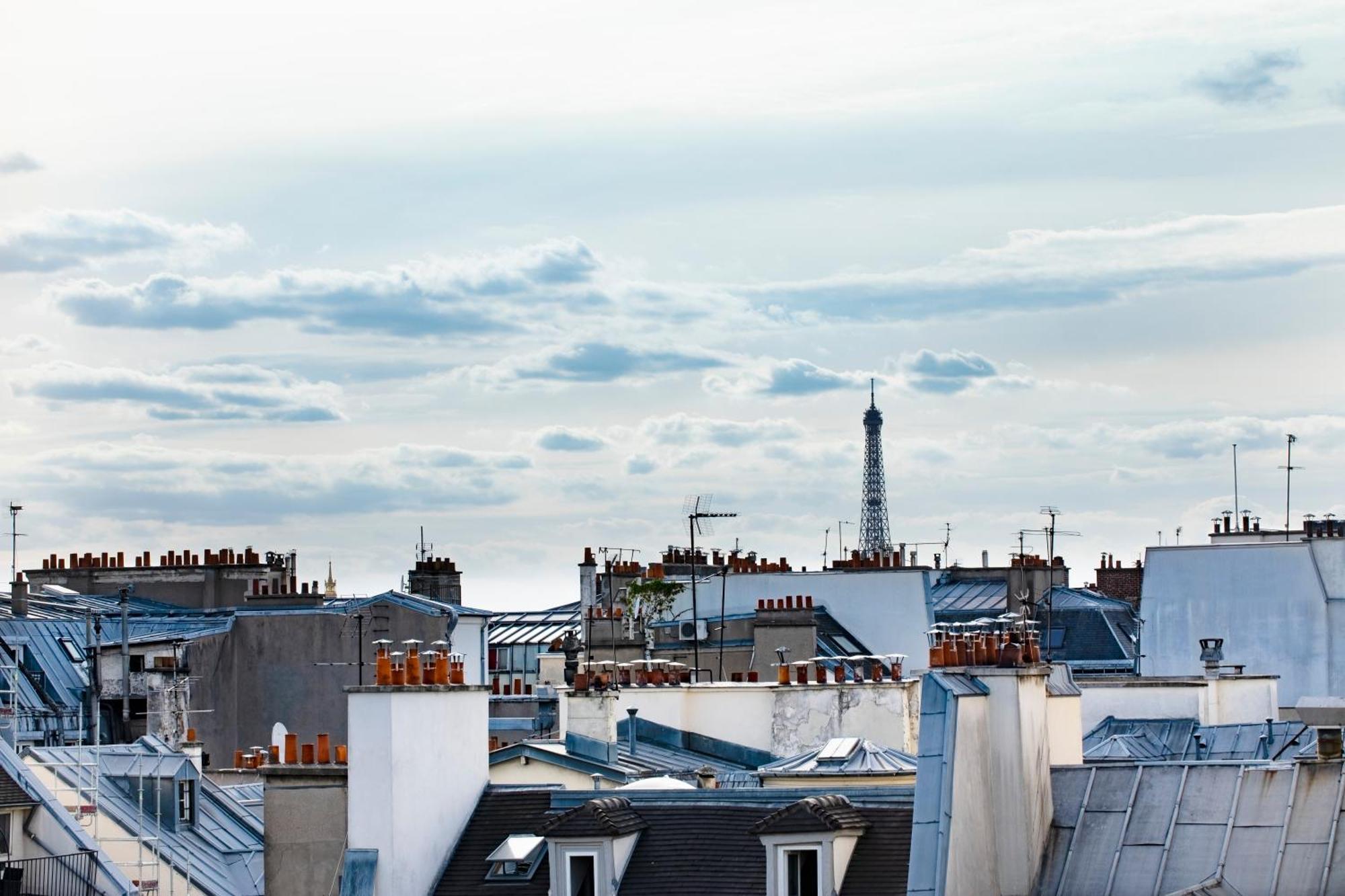 Classic Eiffel Room