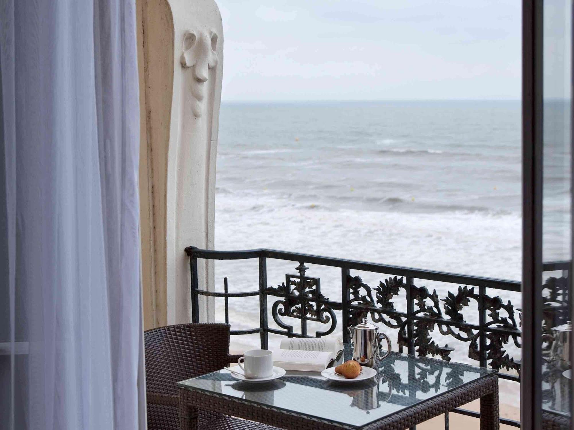 Deluxe Double Room with Balcony and Sea View