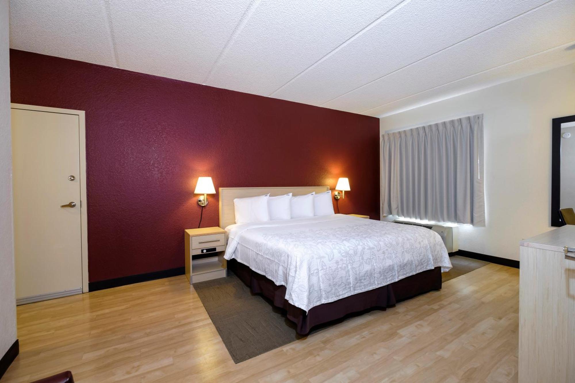 Two Room Suite One King Bed Smoke