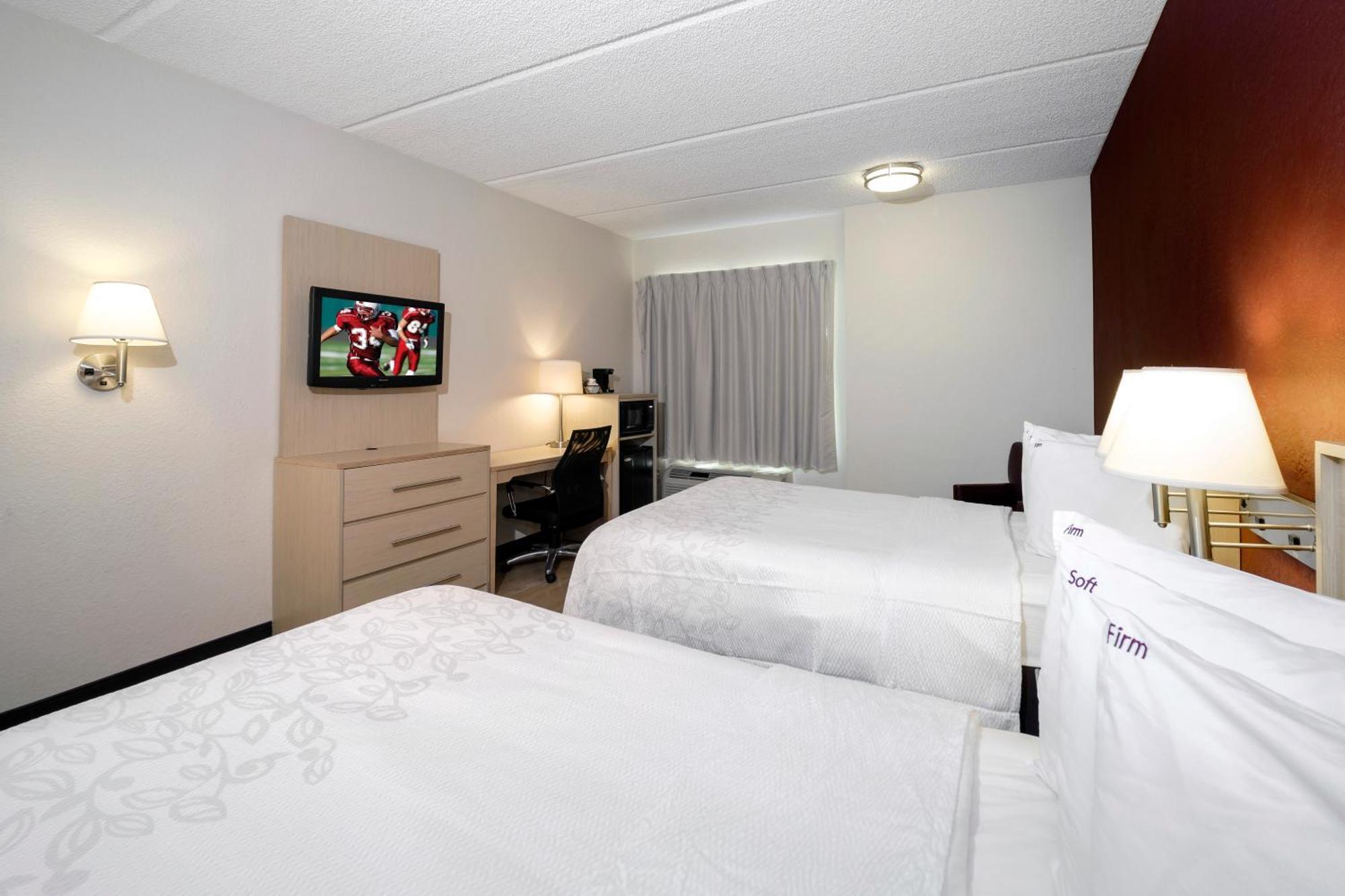 Two Room Suite Two Double Beds Smoke