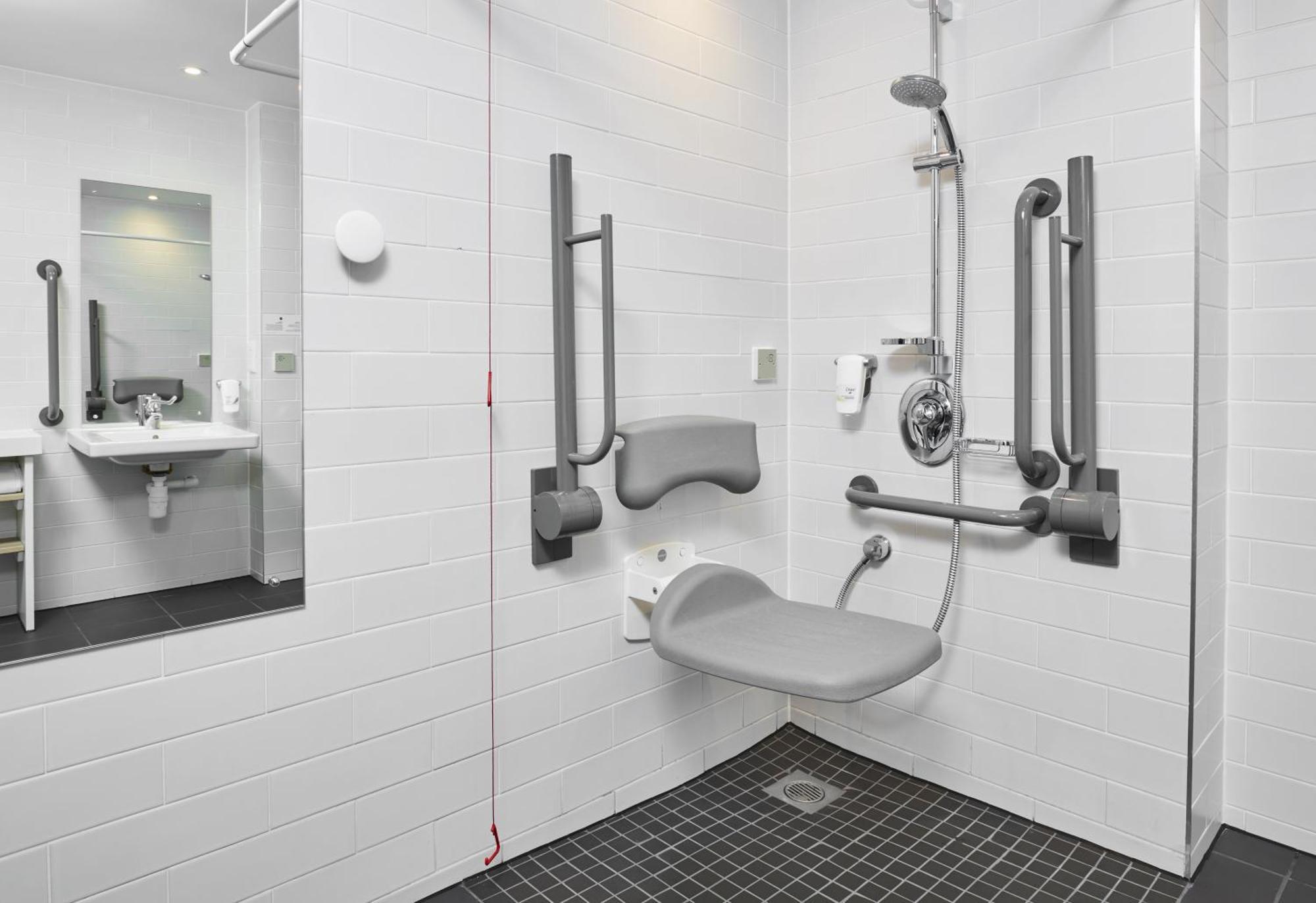 Doppelzimmer, barrierefrei – mit kostenlosem warmen Frühstück