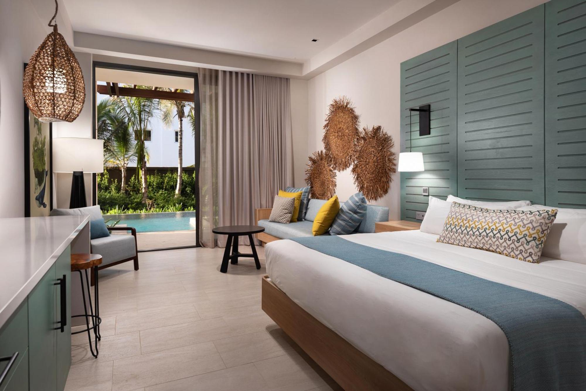 Resort Queen - Ocean View Junior Suite