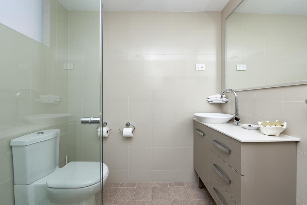 Twin Room ( No Pets)