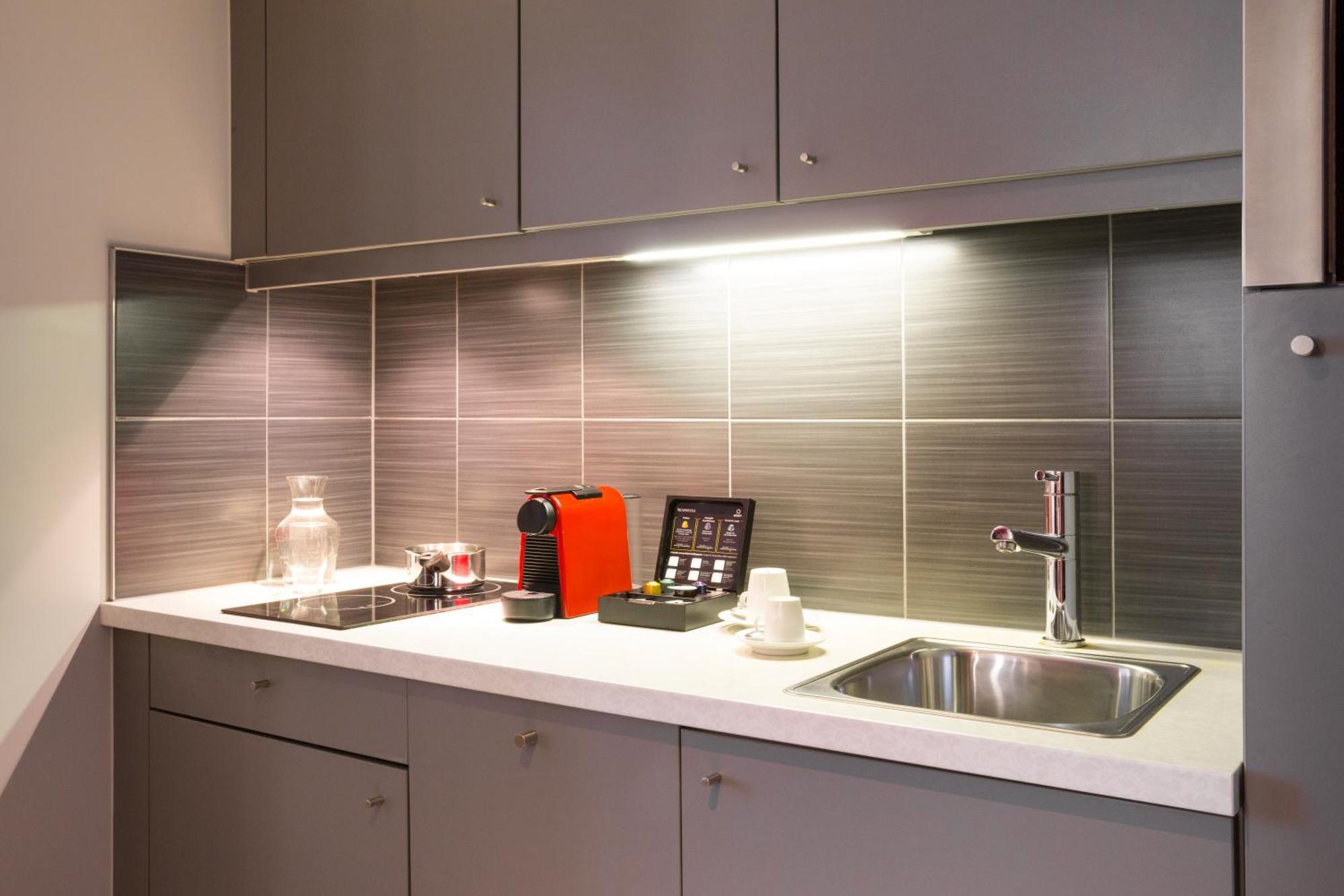 Superior One-Bedroom Apartment Balcony