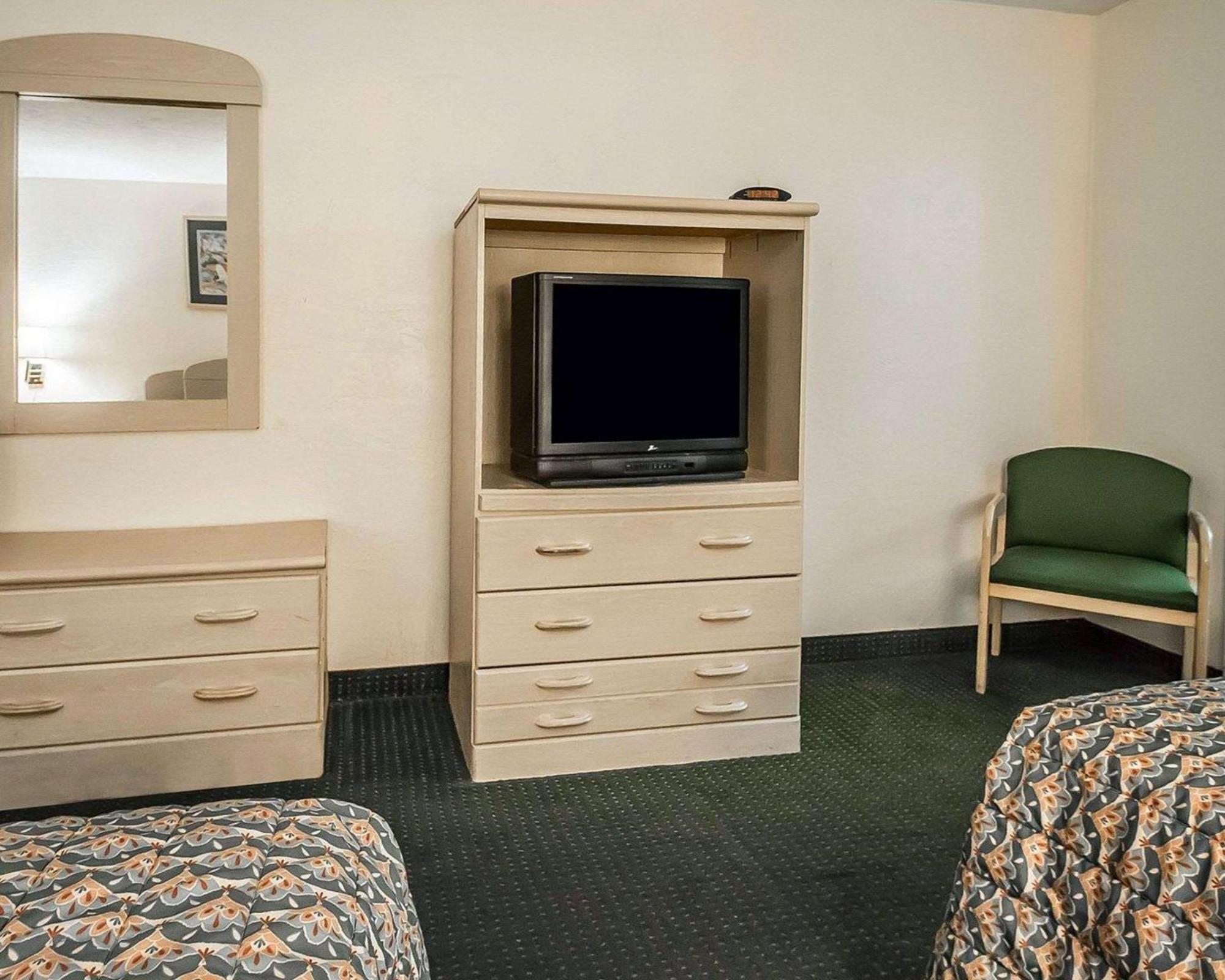 Double Room Two Double Beds Smoking