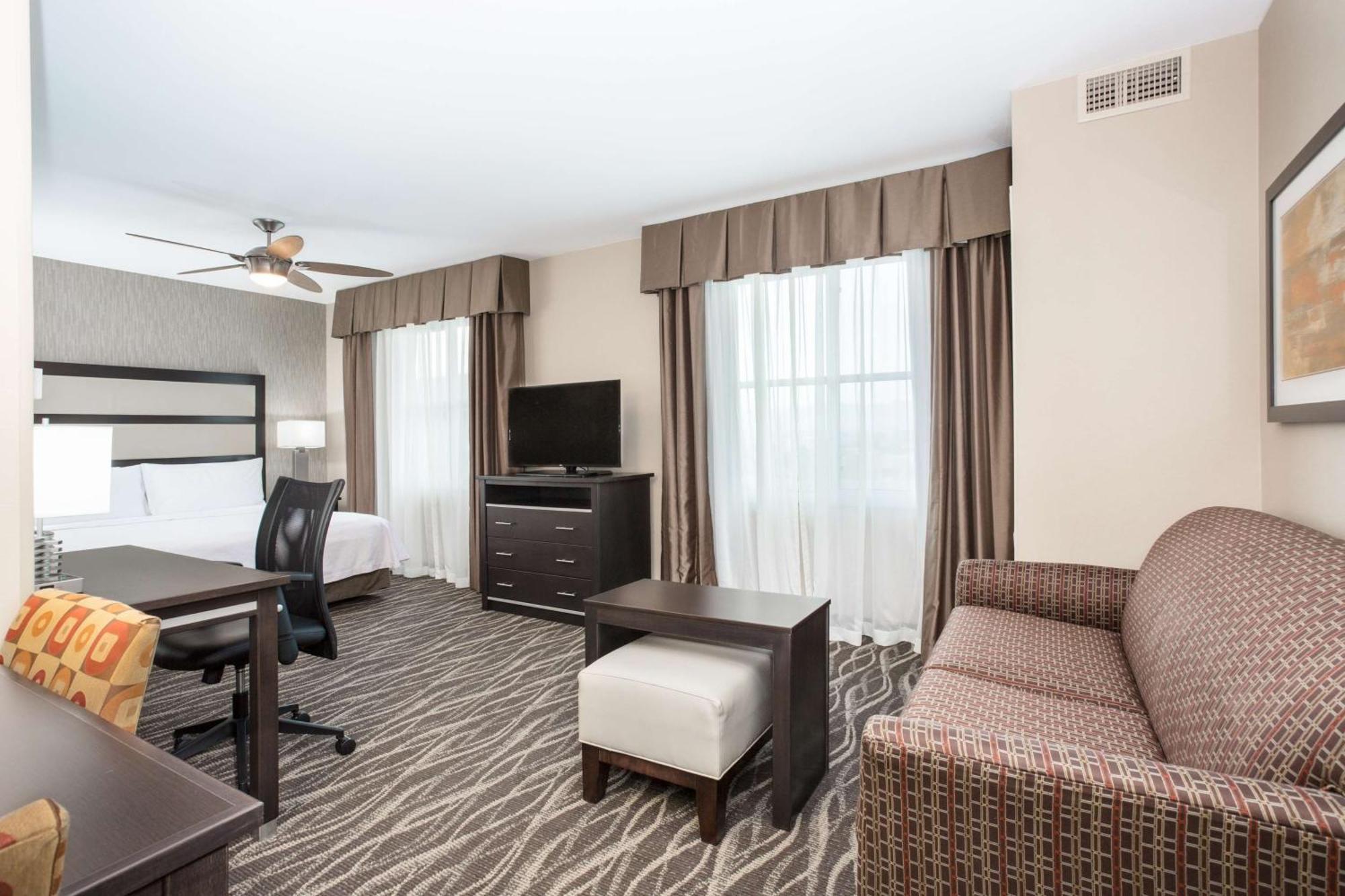 Suite Deluxe con cama extragrande para no fumadores
