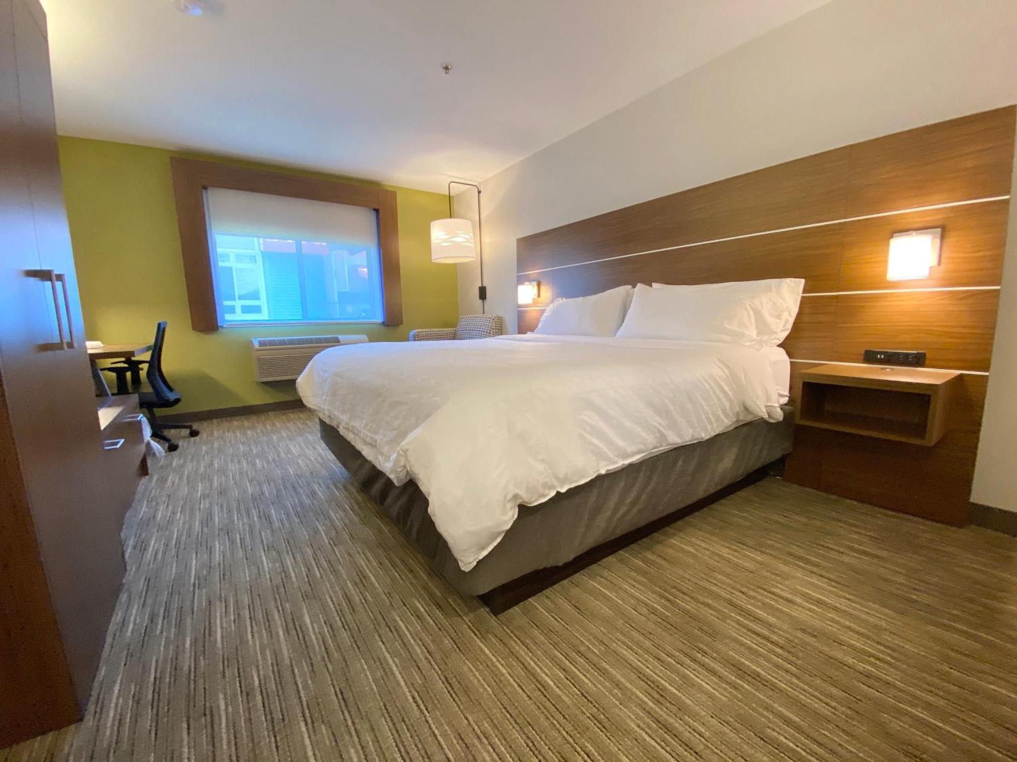 Quarto Standard com Cama King-size