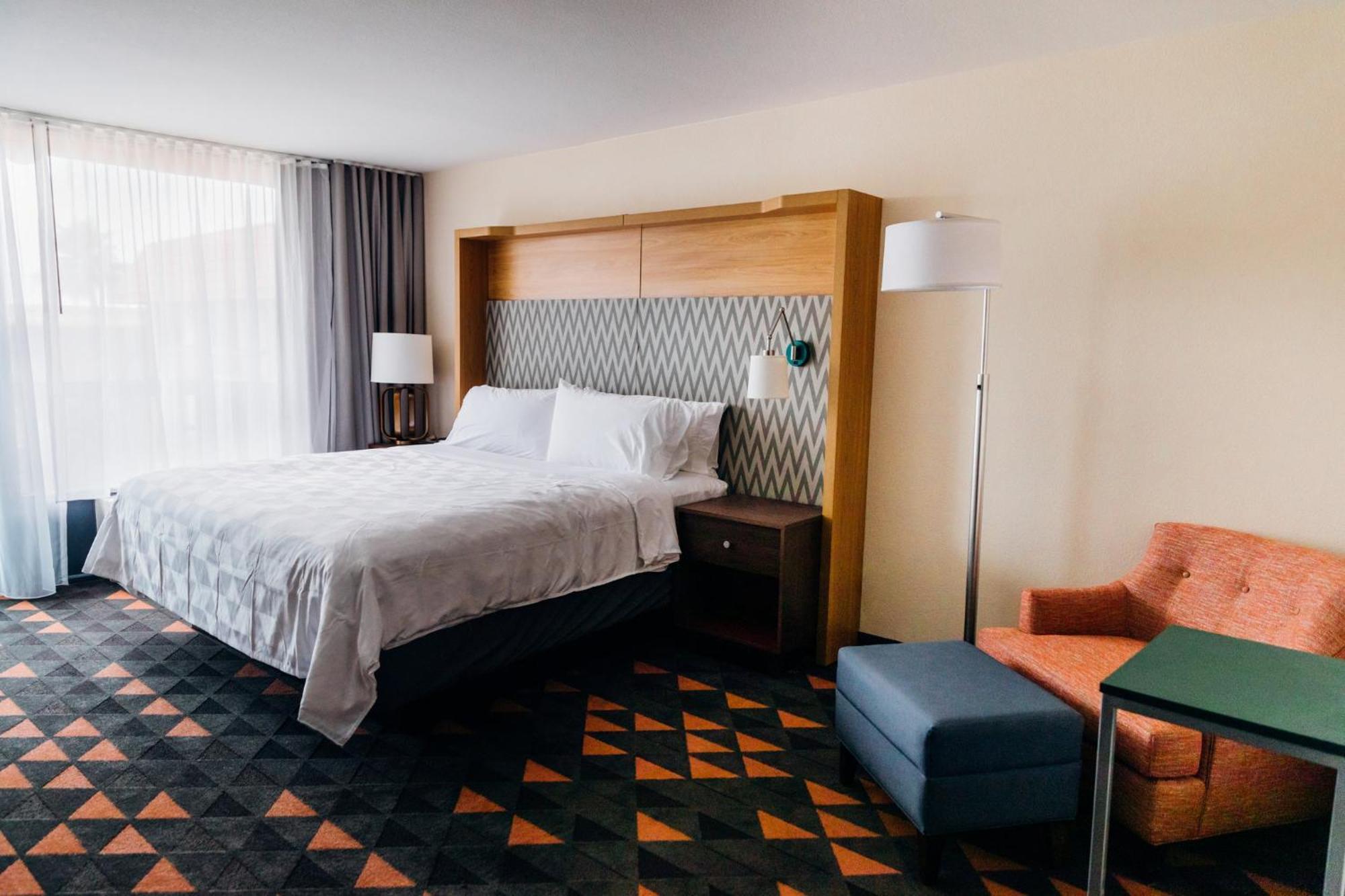 Standard King Room with Mobility Accessible Roll-In Shower