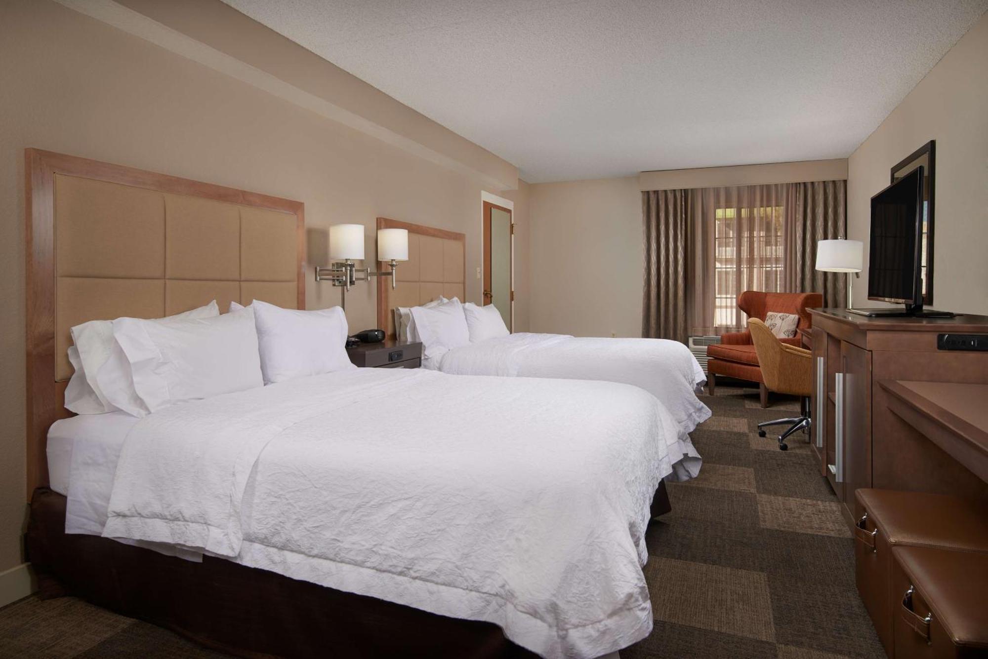 Queen Room with Two Queen Beds - Mobility Access/Non-Smoking