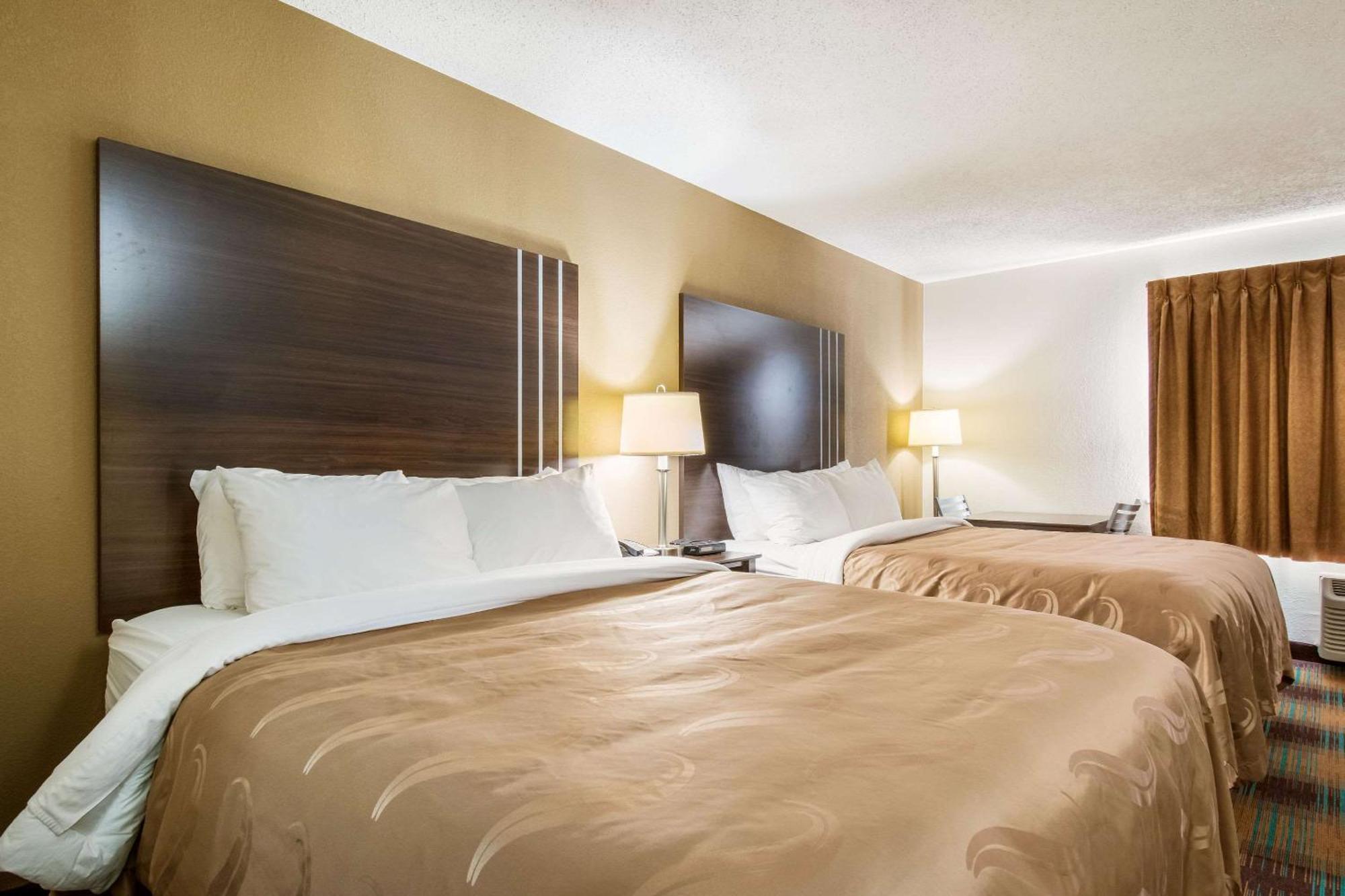 Queen Room Two Queen Beds