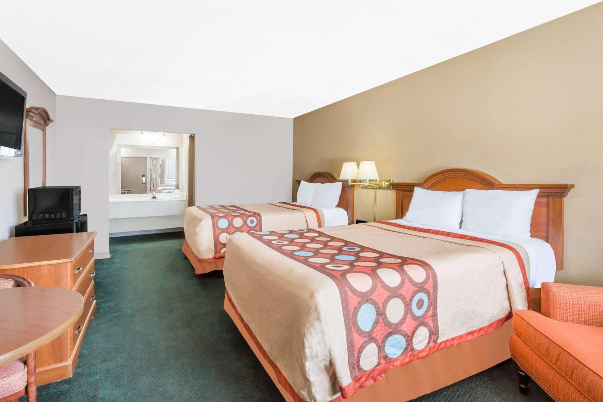 Double Room Two Double Beds Smoking