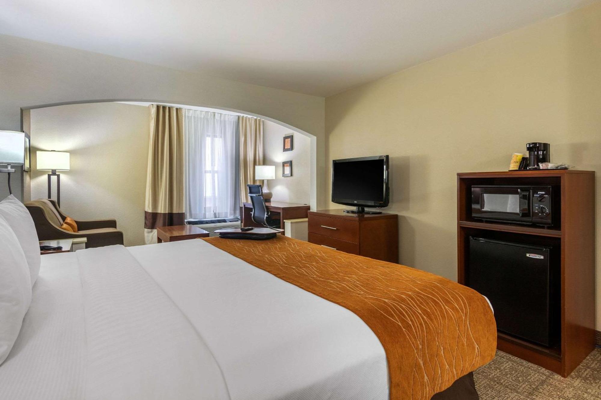 Executive King Suite Non-Smoking