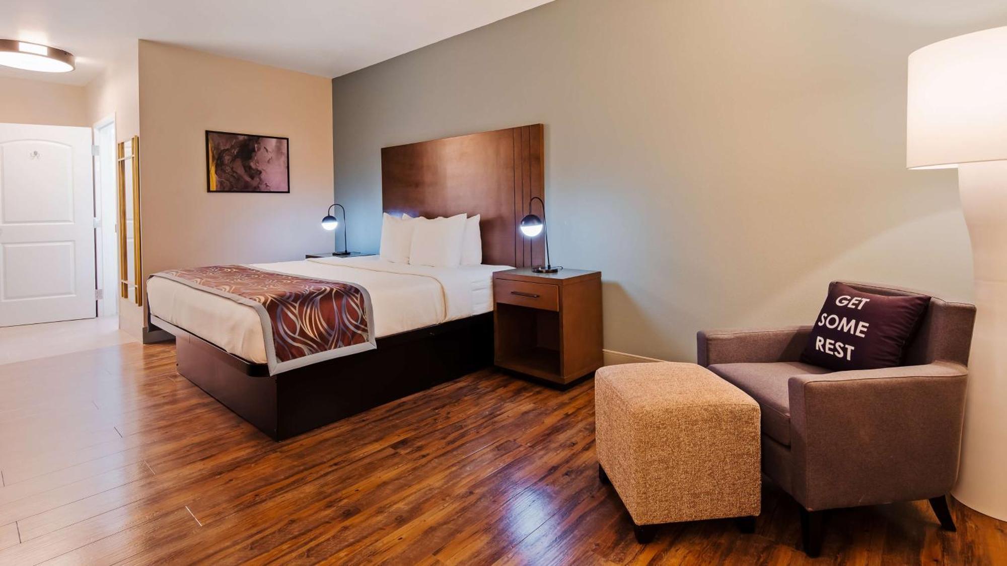King Room - Non-Smoking