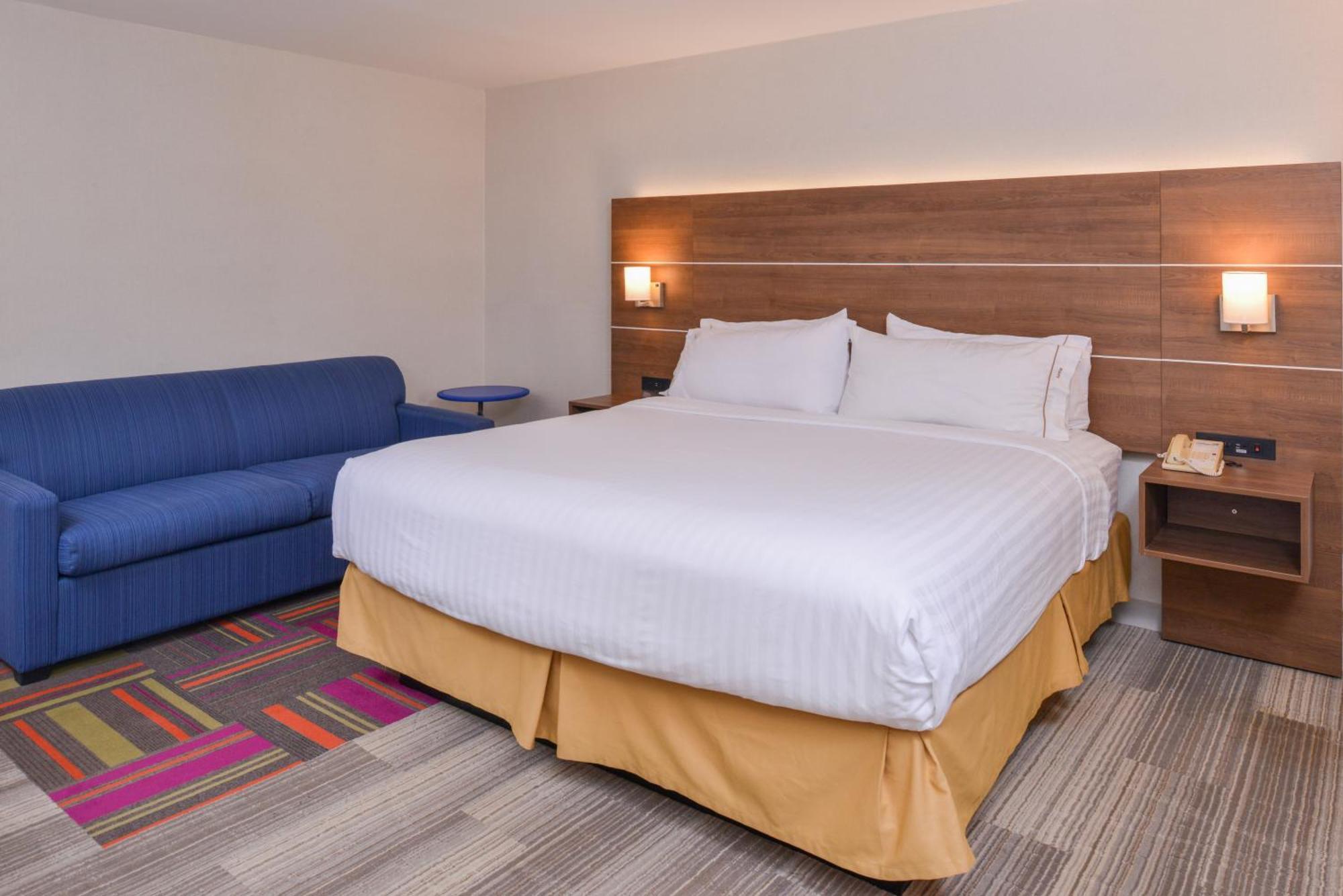 Premium King Room