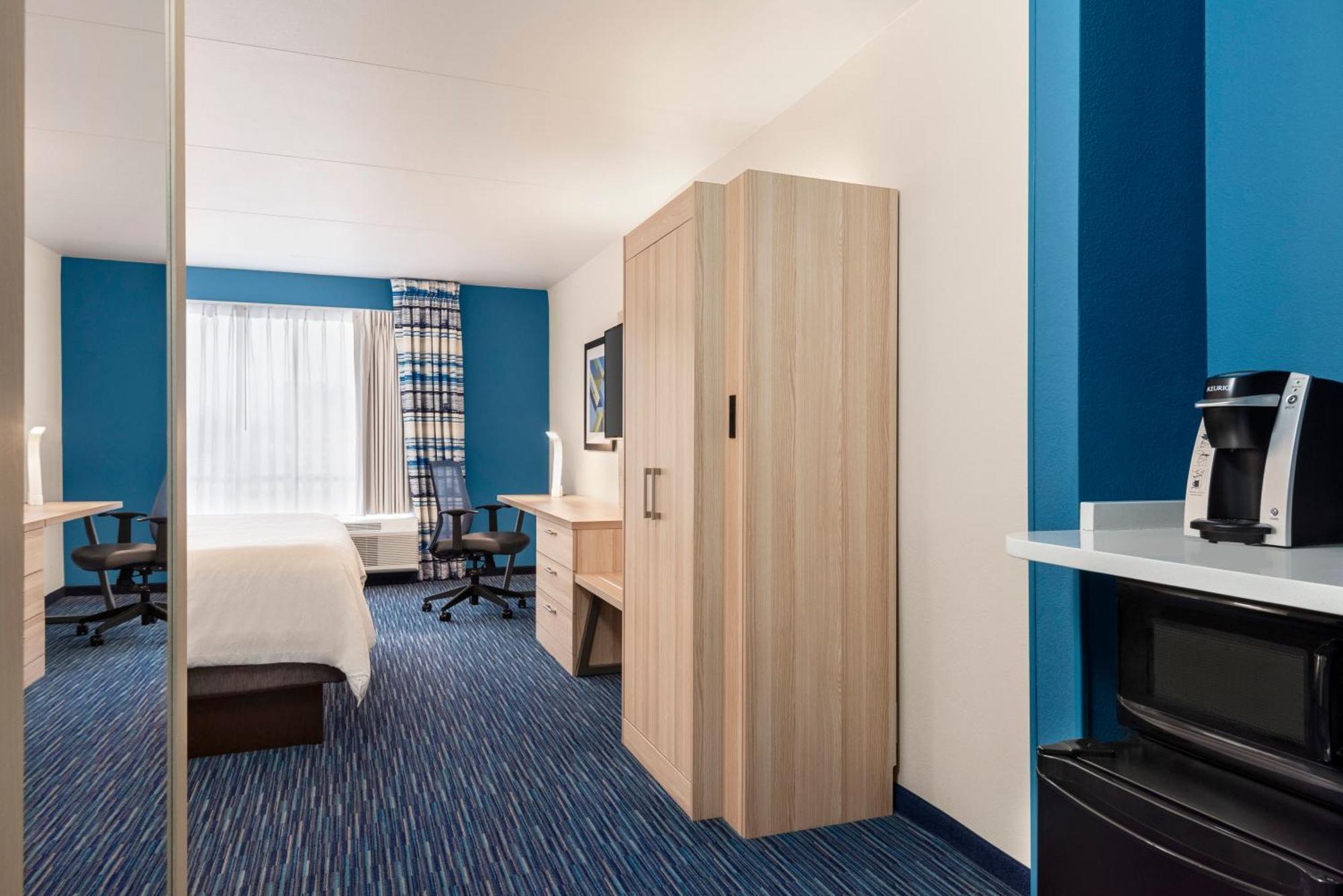 Standard King Room