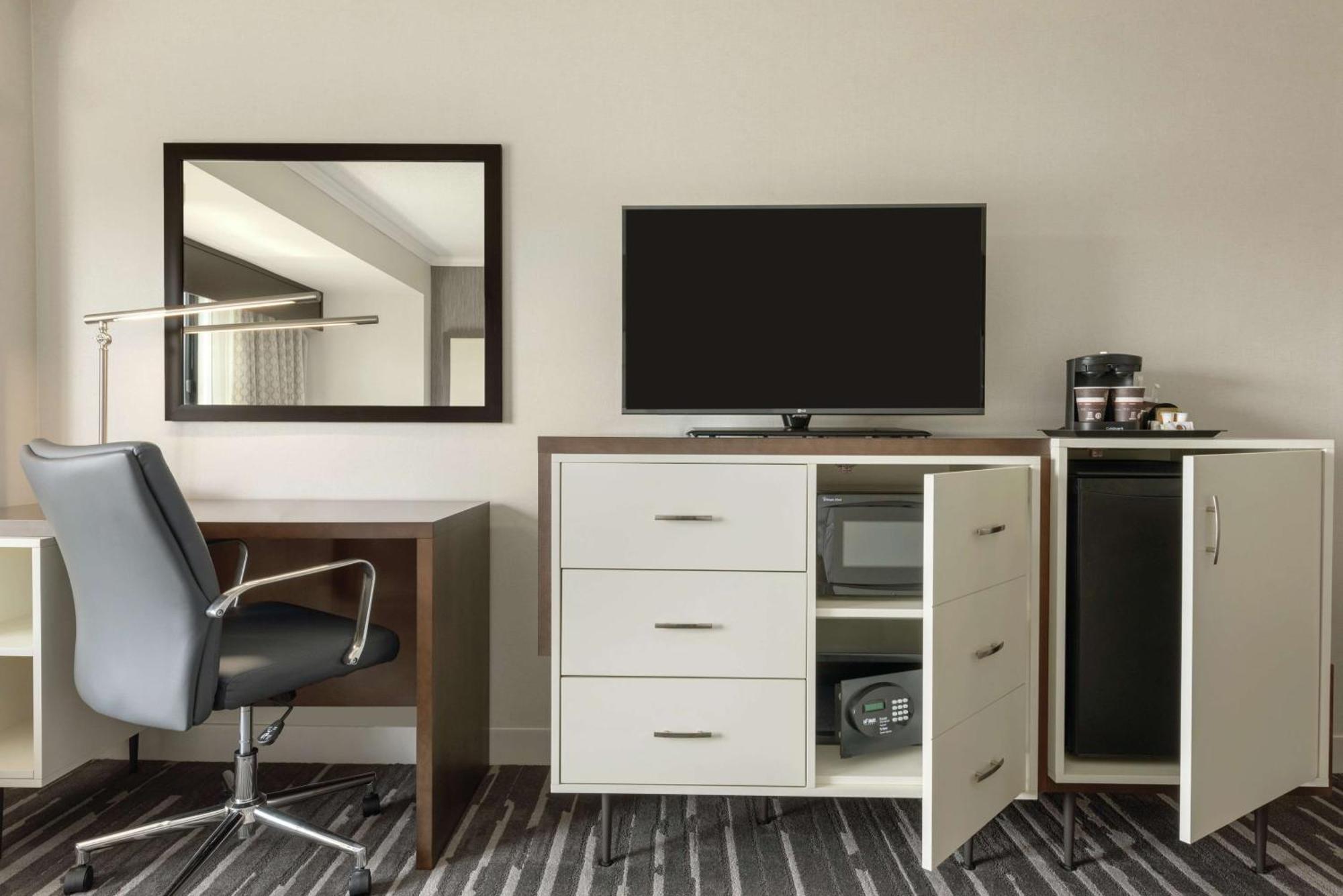 Double Room - Non-Smoking