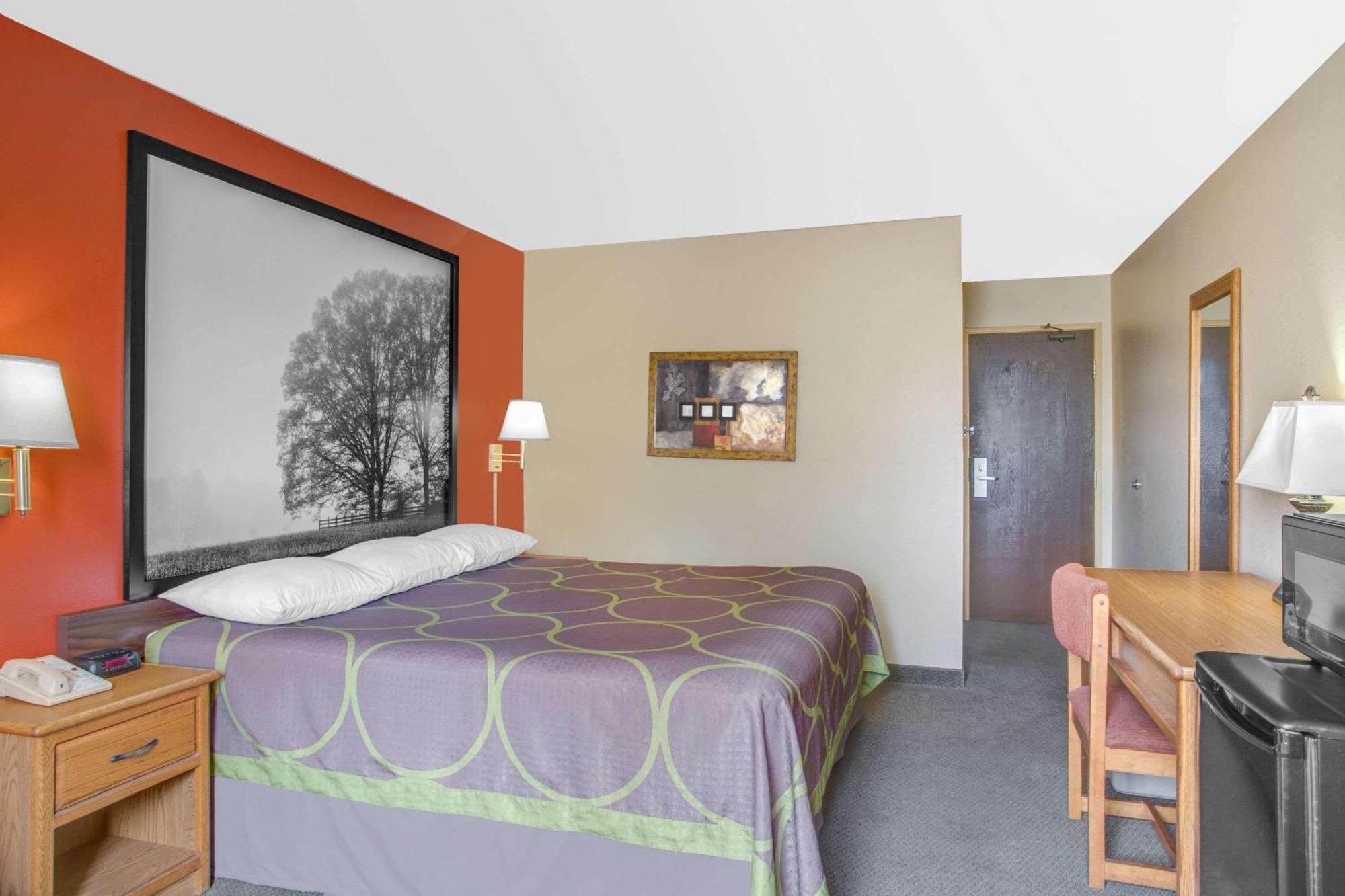 King Room - Non-Smoking
