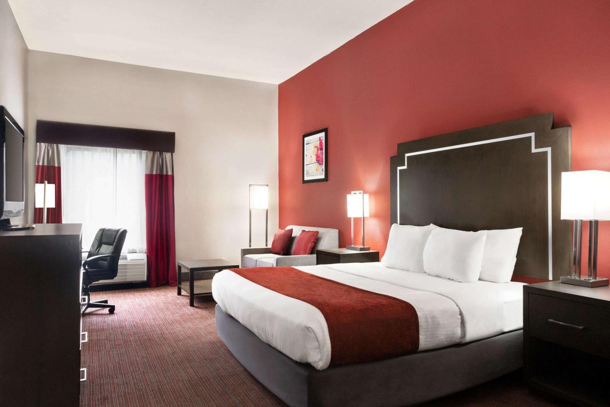 King Room - Disability Access/Non-Smoking