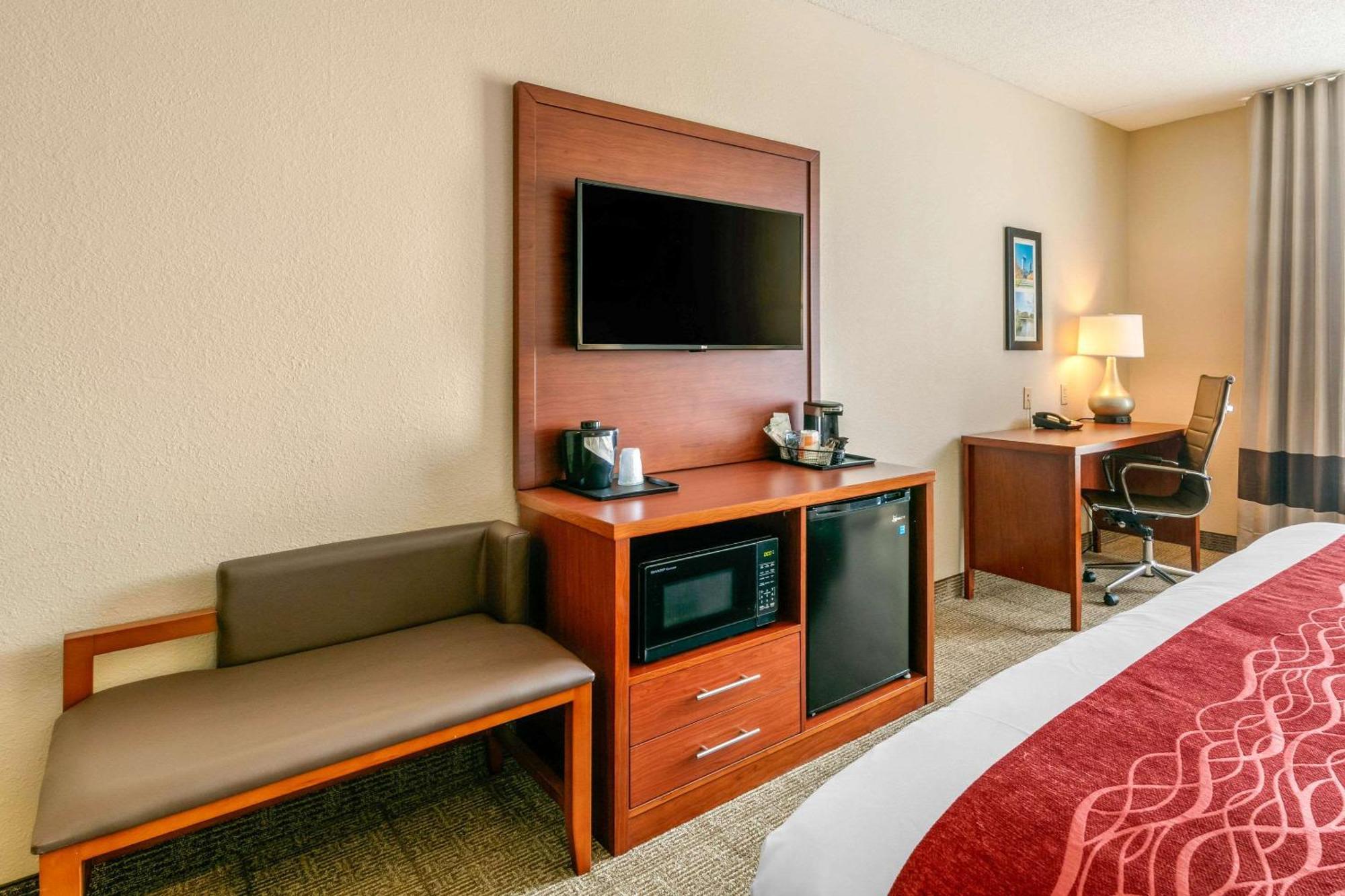 King Room - Accessible/Non-Smoking