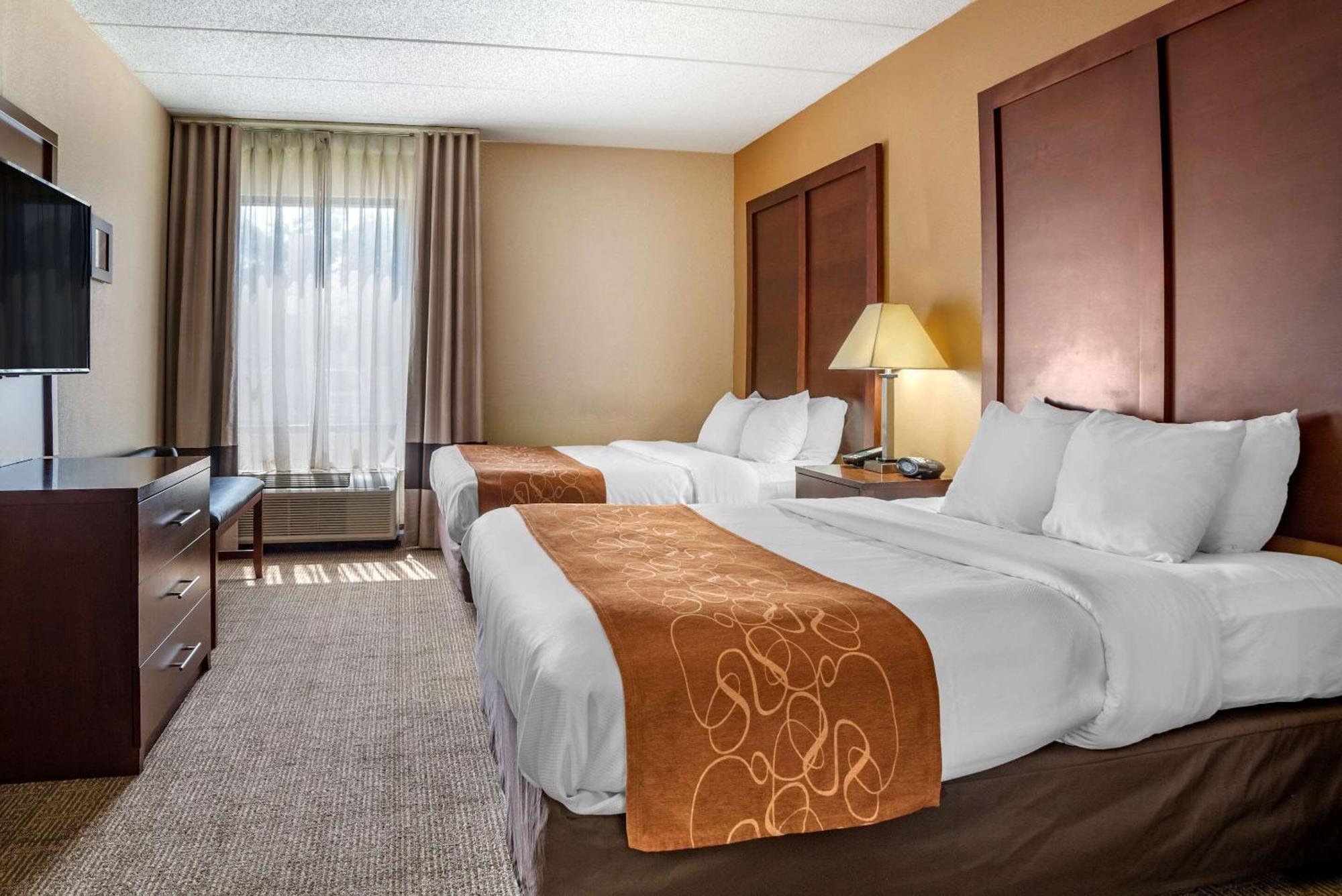 Queen Suite Two Queen Beds Non-Smoking