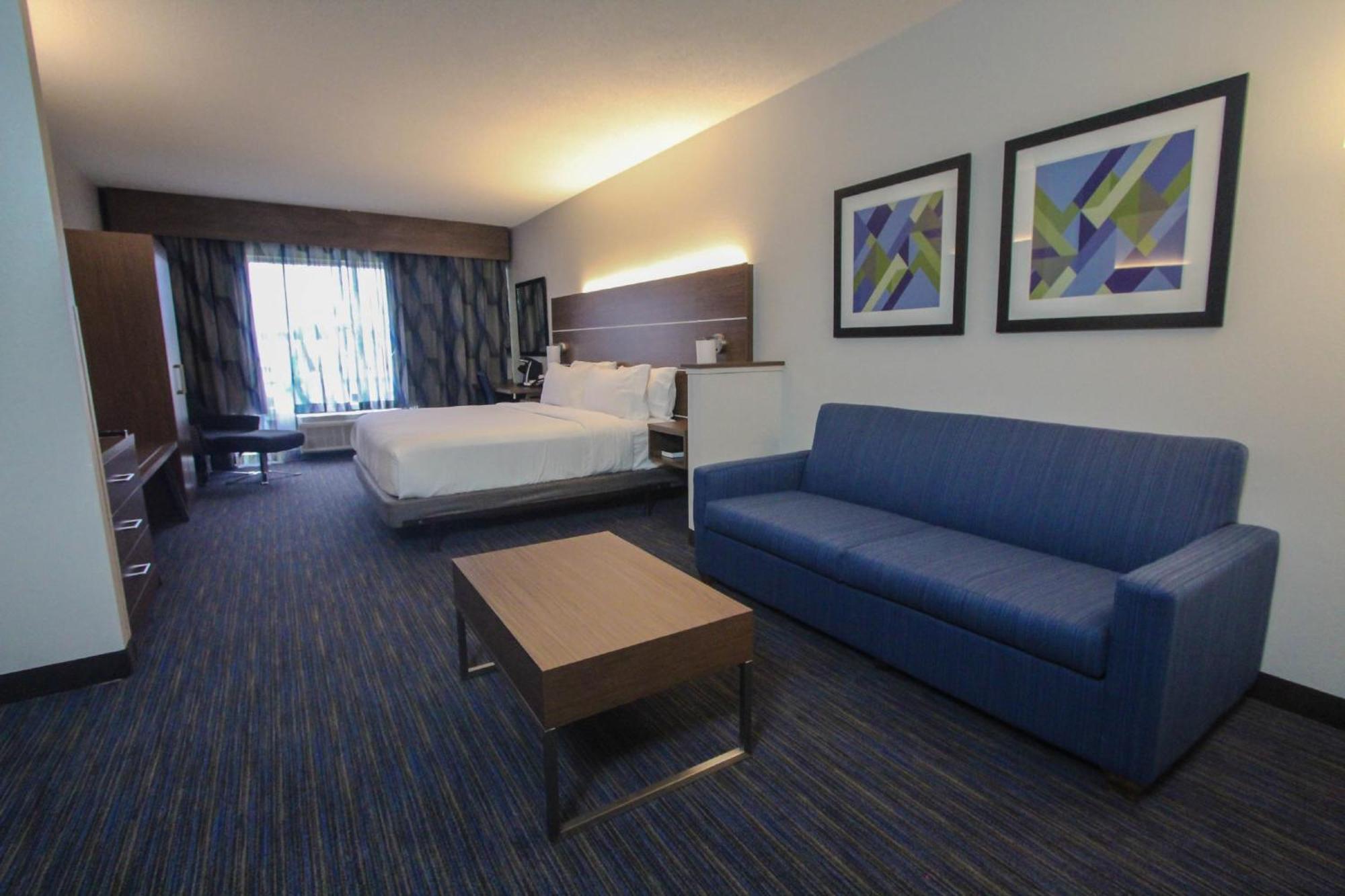 King Suite with Sofa Bed