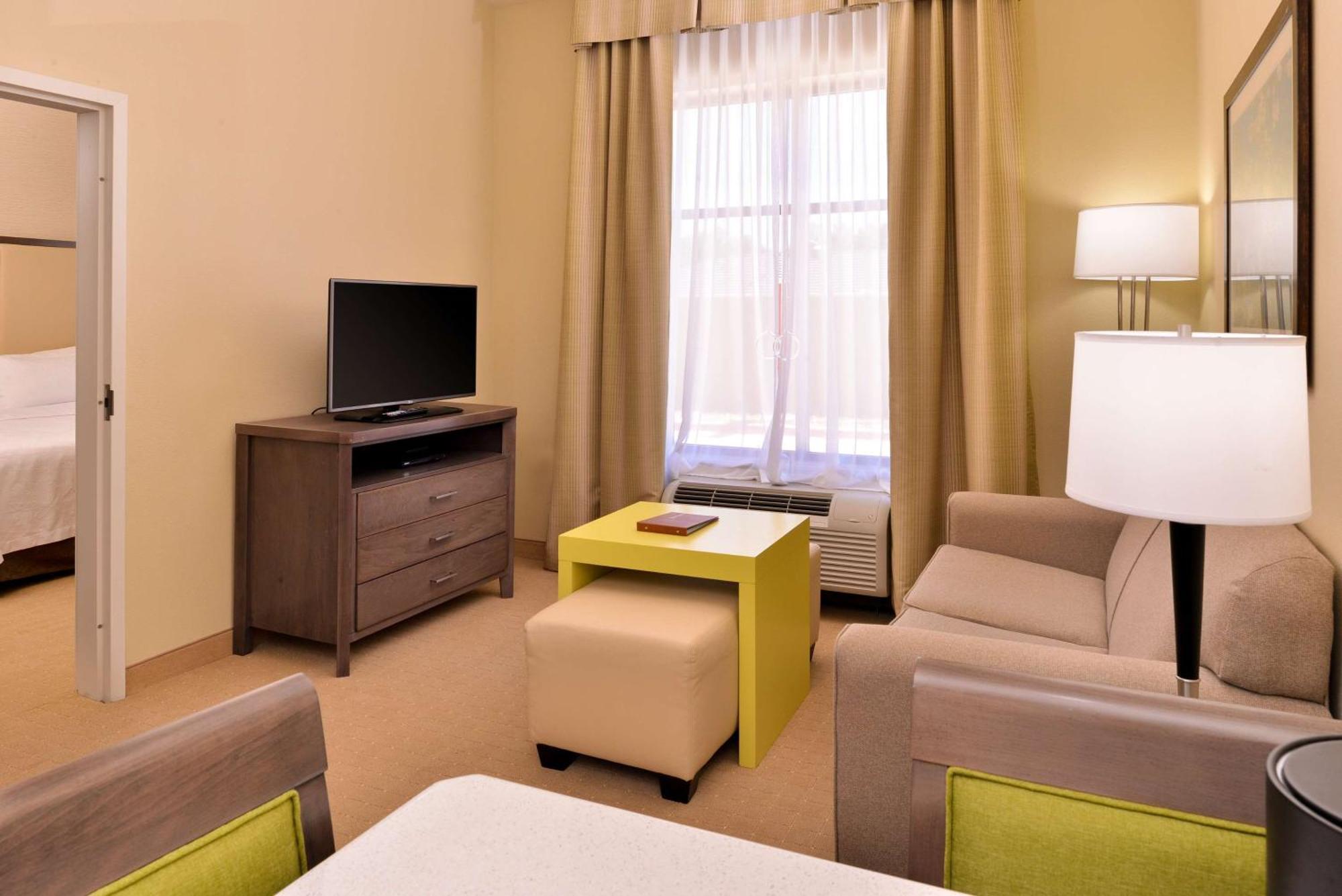 King Suite Mobility Access or Non-Smoking