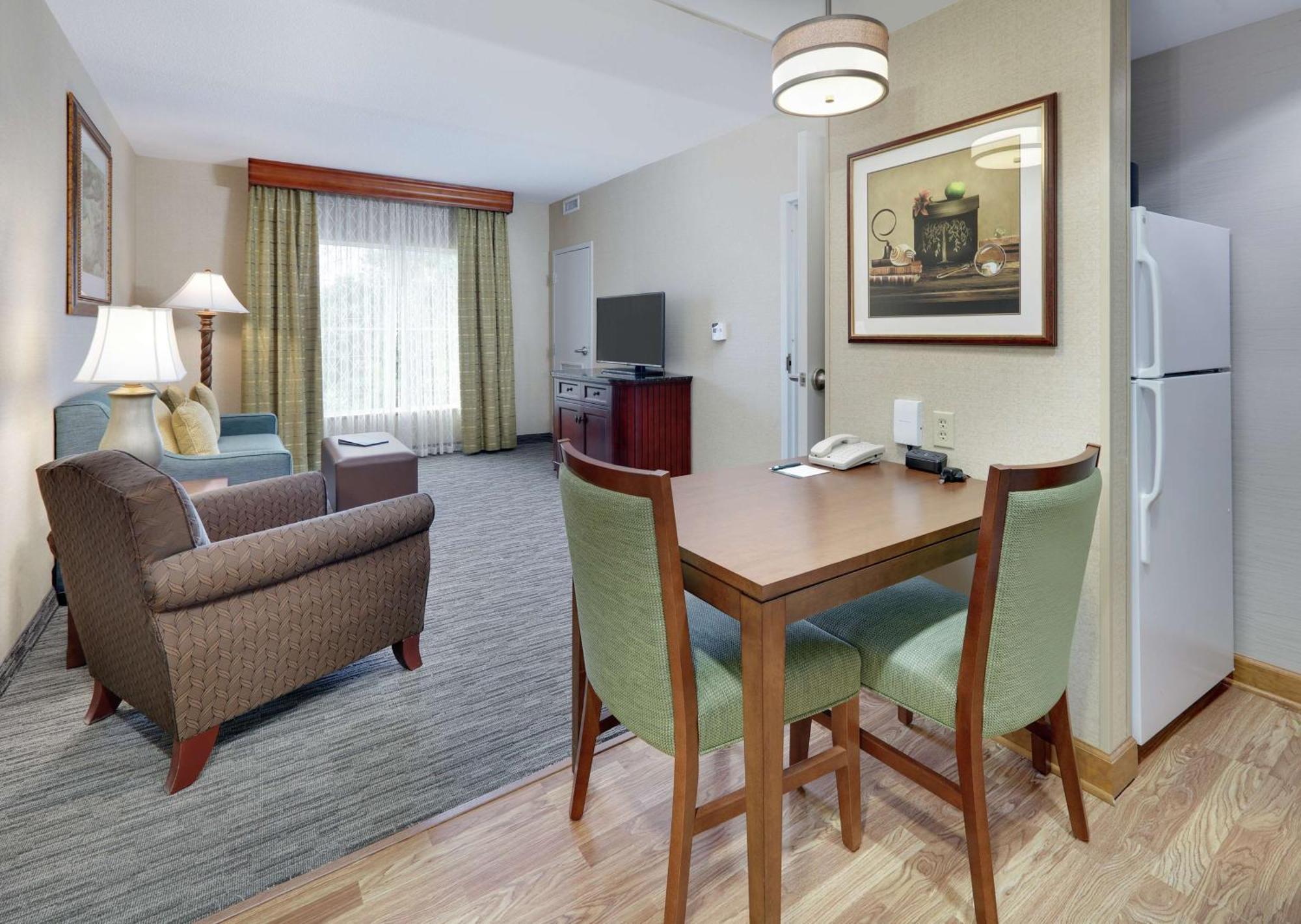 One-Bedroom King Suite Non-Smoking