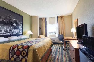 King Room - Second Floor/Non-Smoking