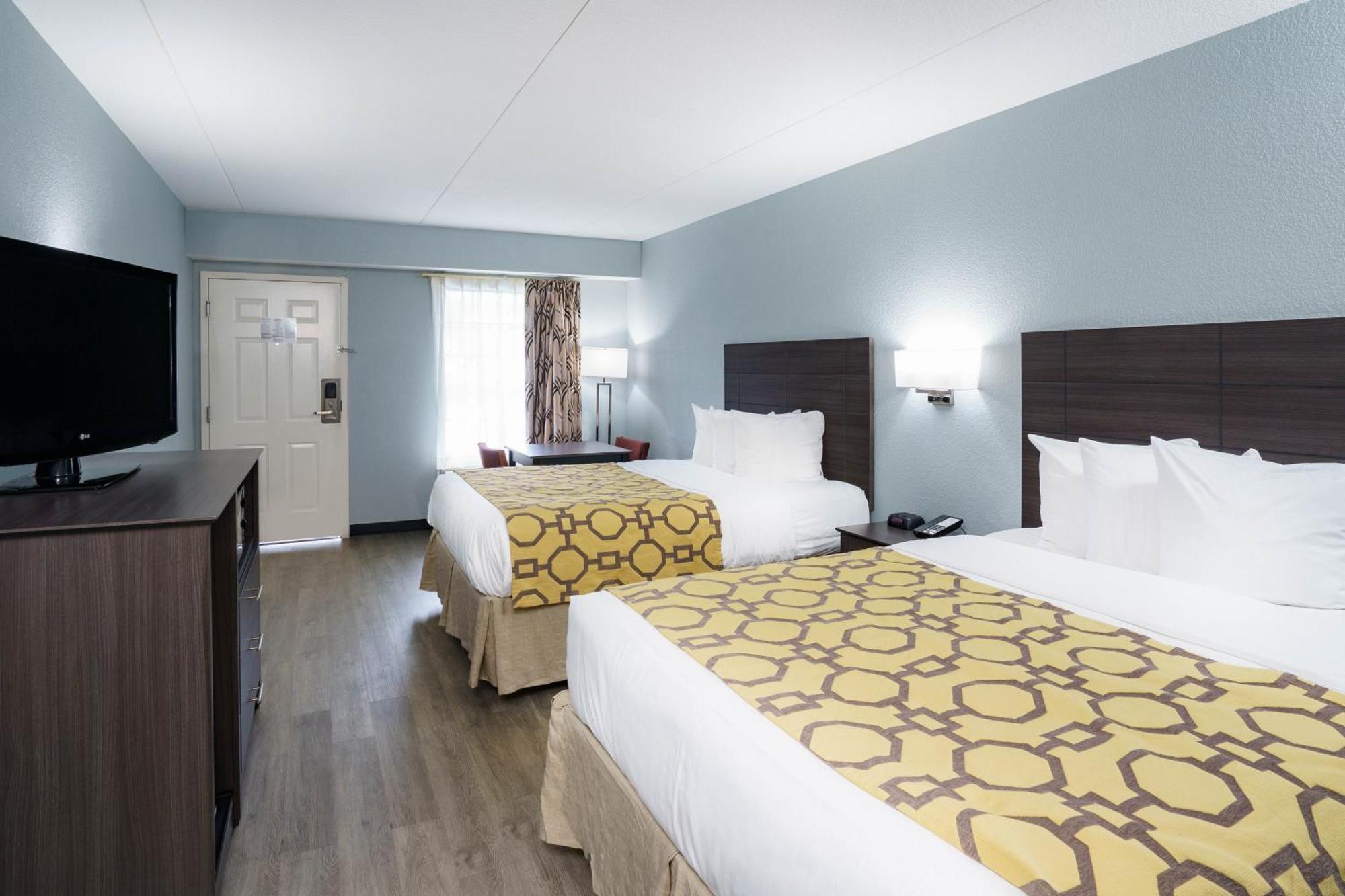Queen Room with Two Queen Beds - Pet Friendly/Non-Smoking