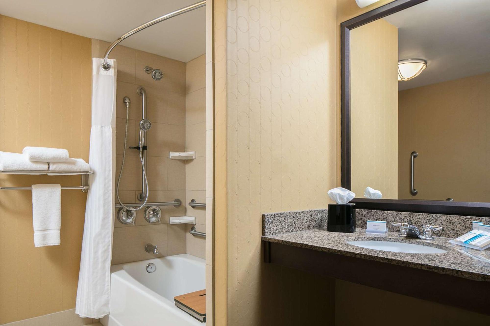 King Room with Tub - Mobility and Hearing Access