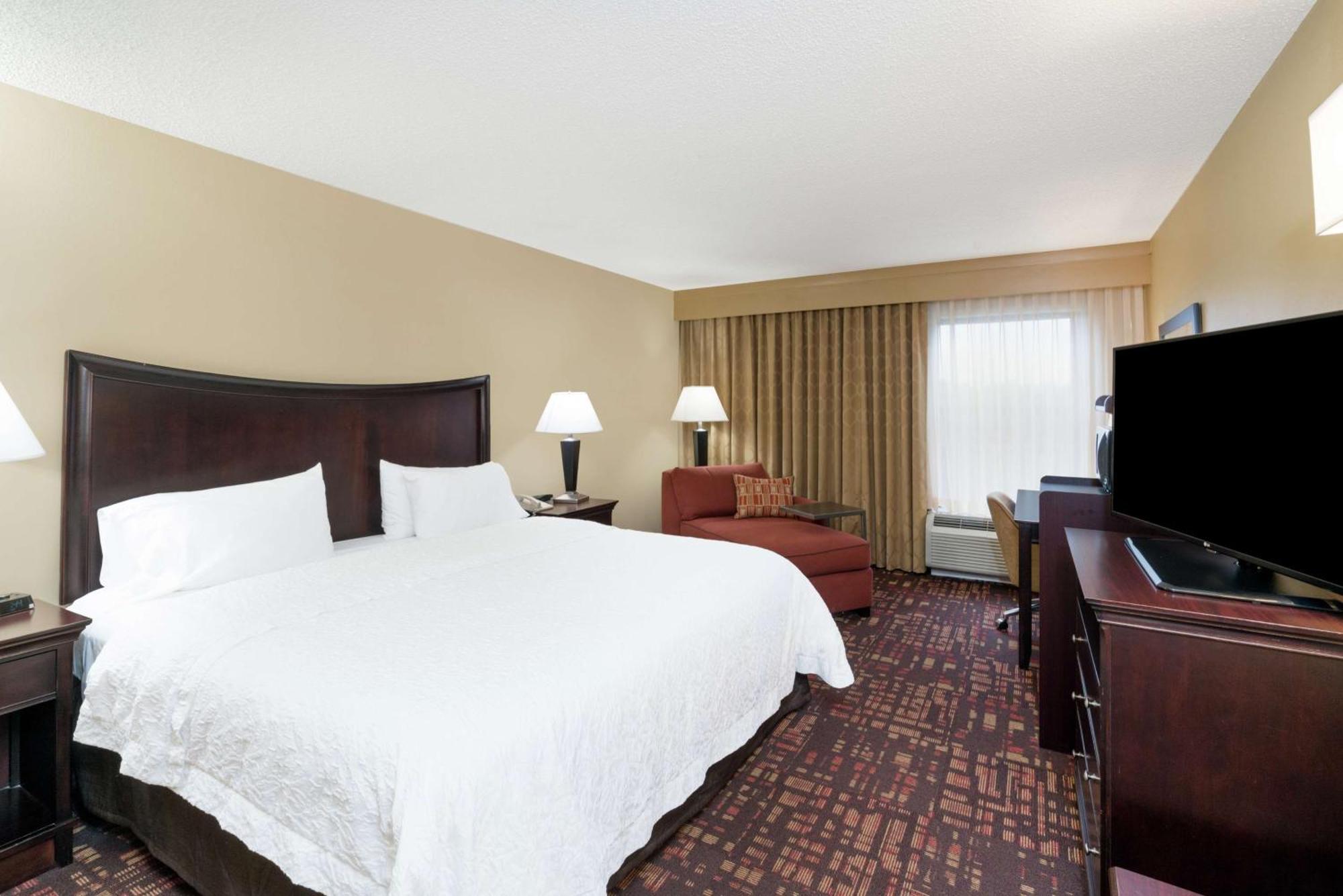 King Room - Hearing Access/Non-Smoking
