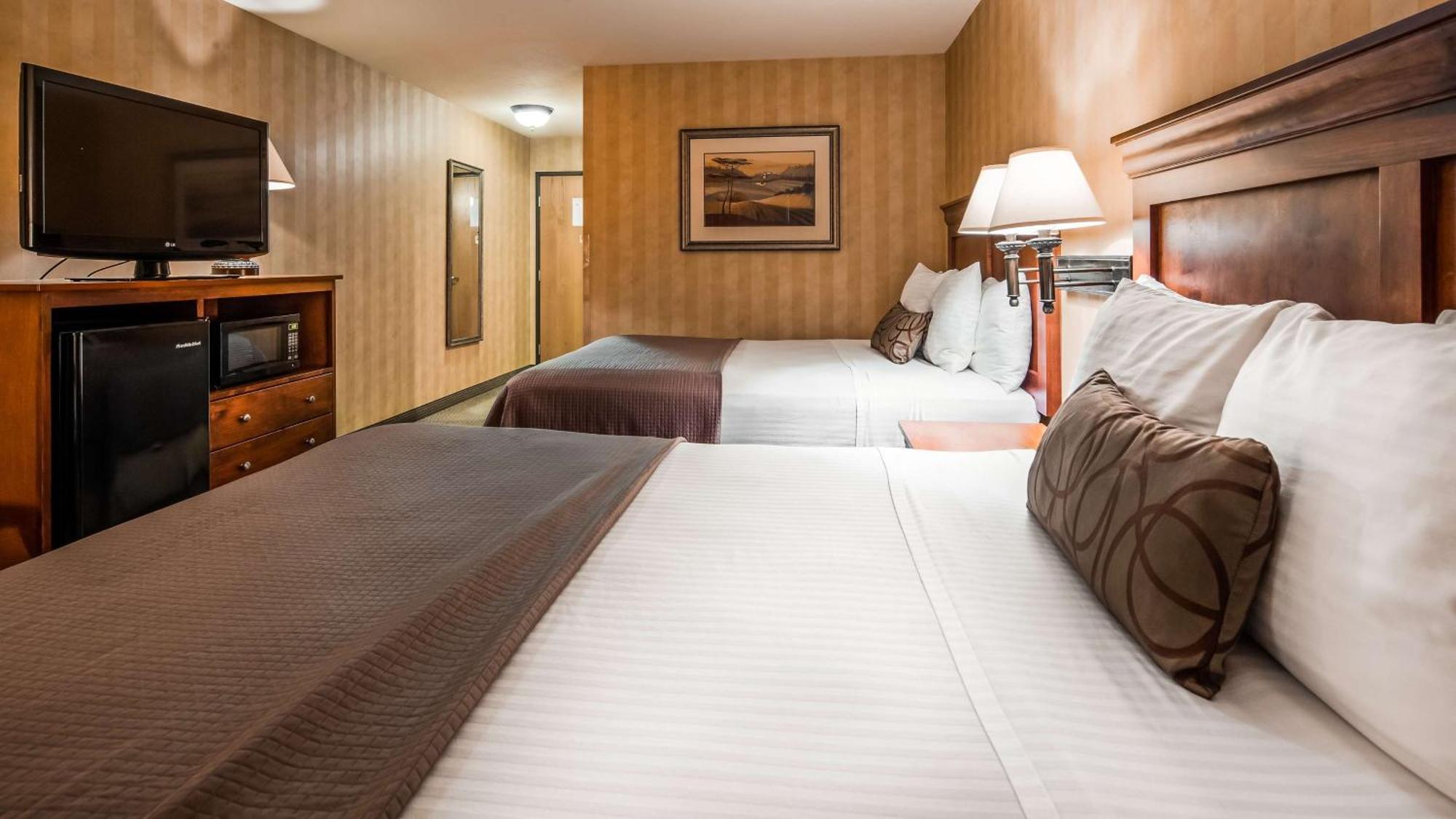 Executive Queen Room with Two Queen Beds - Non-smoking