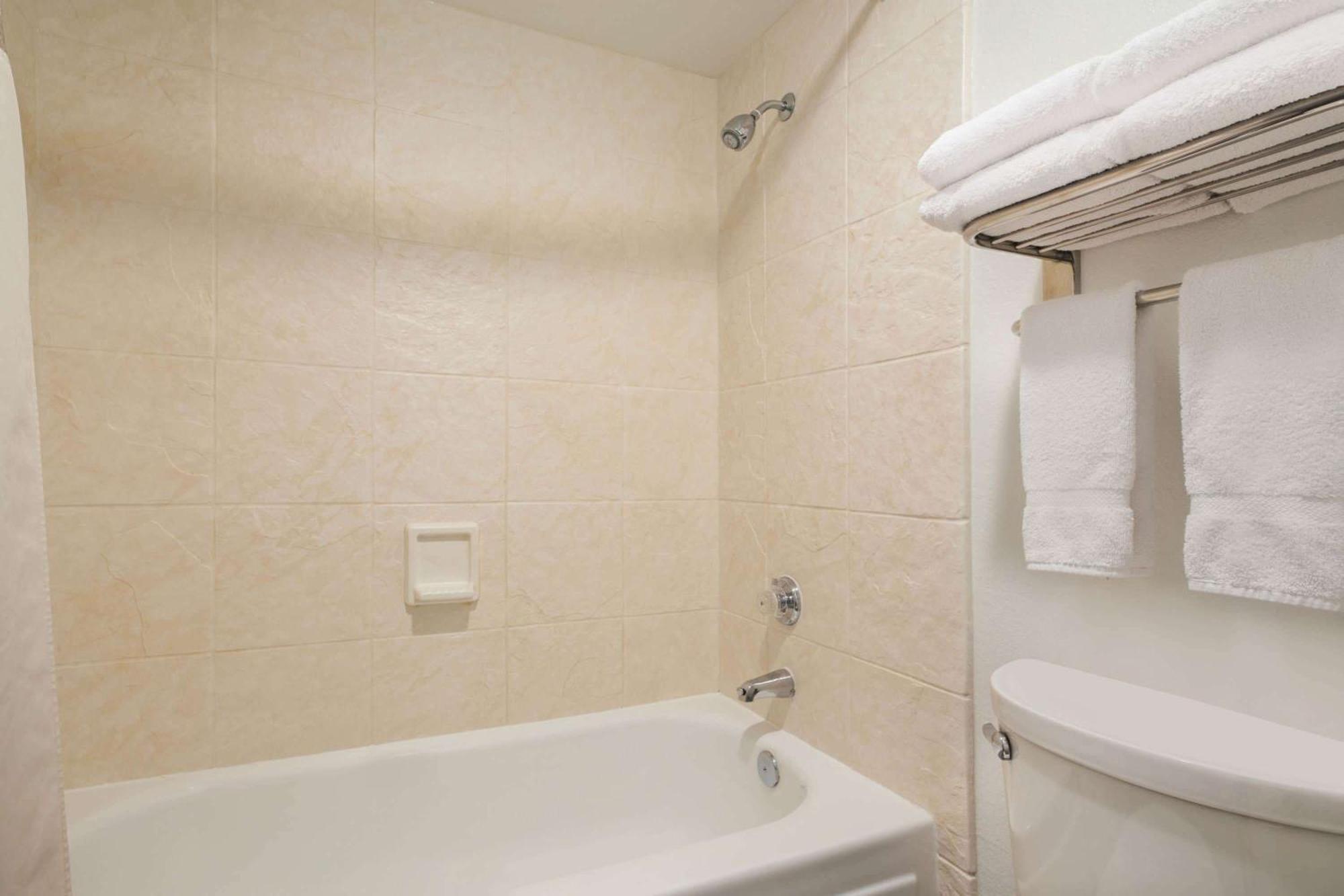 Queen Room with Two Queen Beds and Kitchenette - Non-Smoking