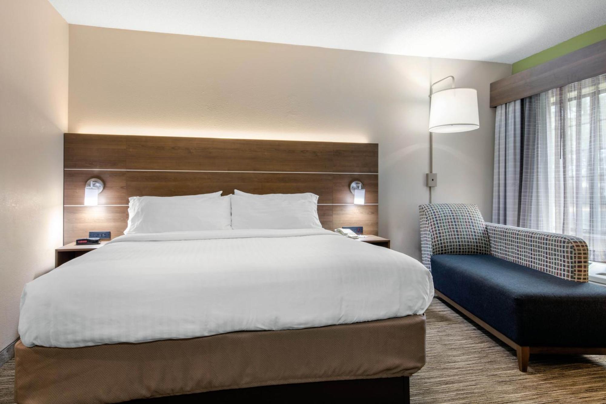 King Room with Jetted Tub