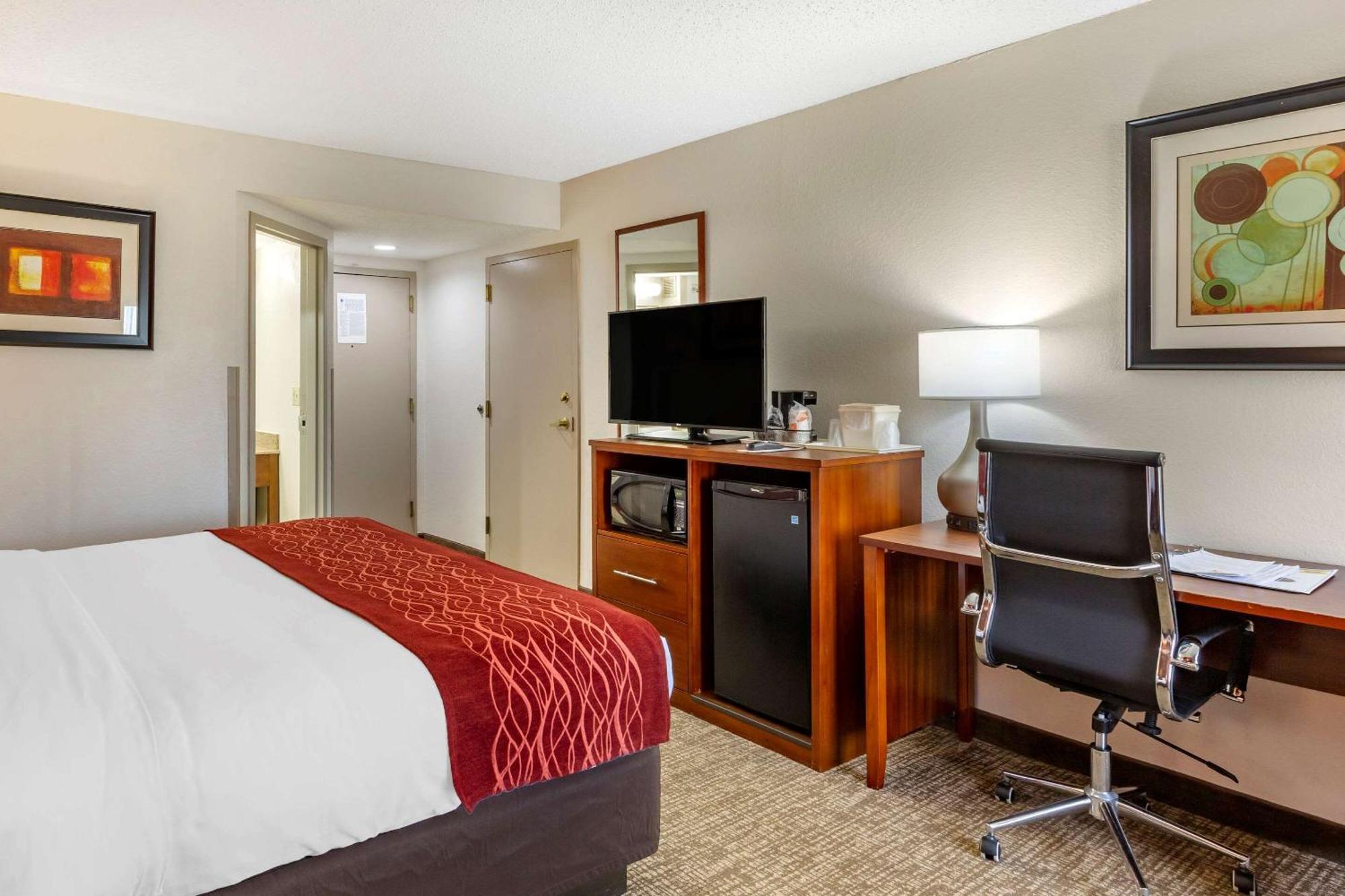 King Room - Accessible/Non-Smoking