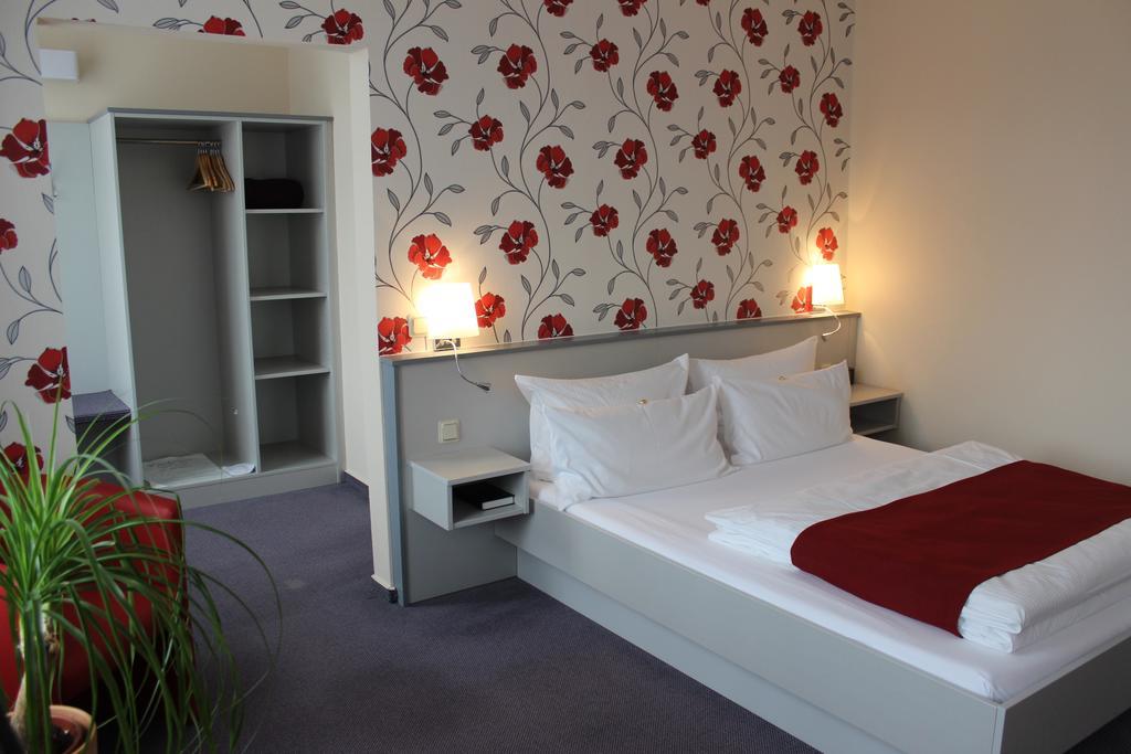 Großes Doppelzimmer