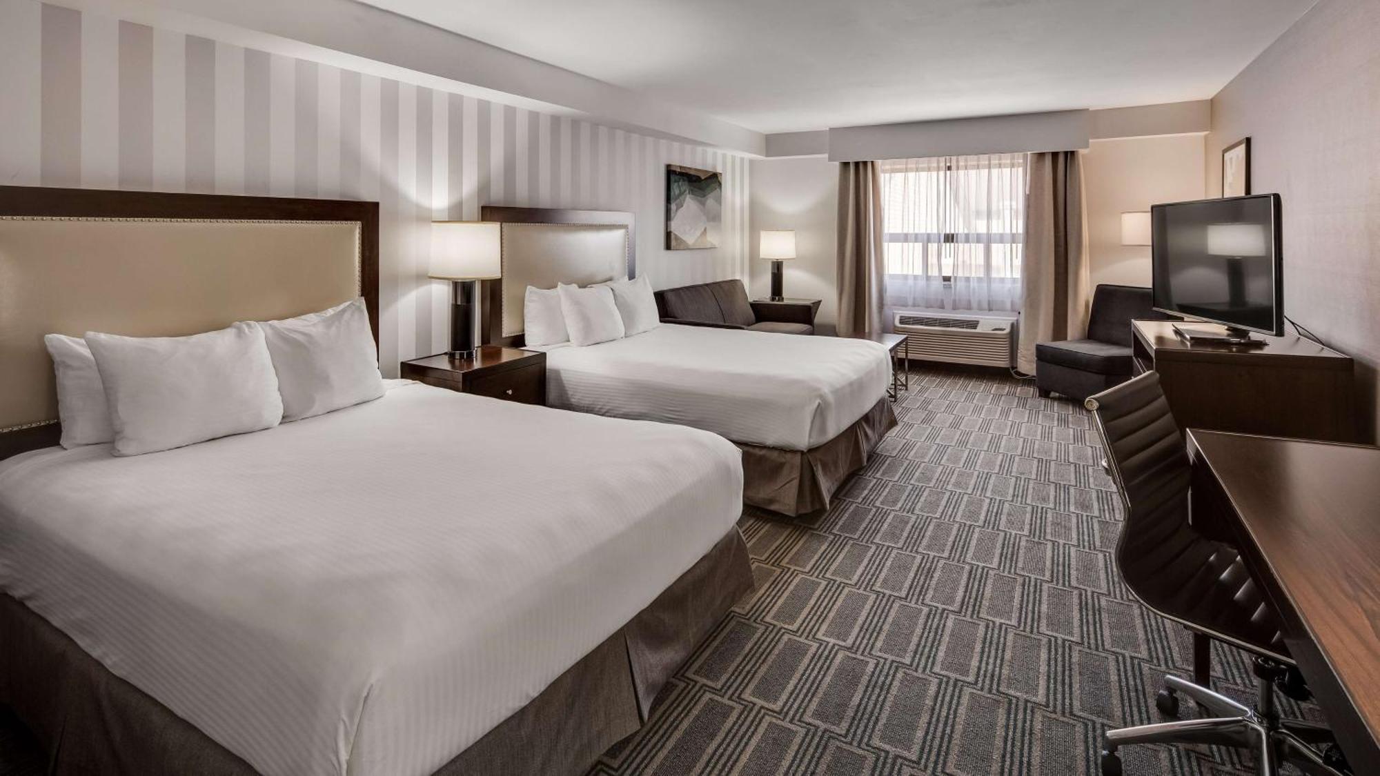 Queen Suite with Two Queen Beds - Disability Access - Non-smoking