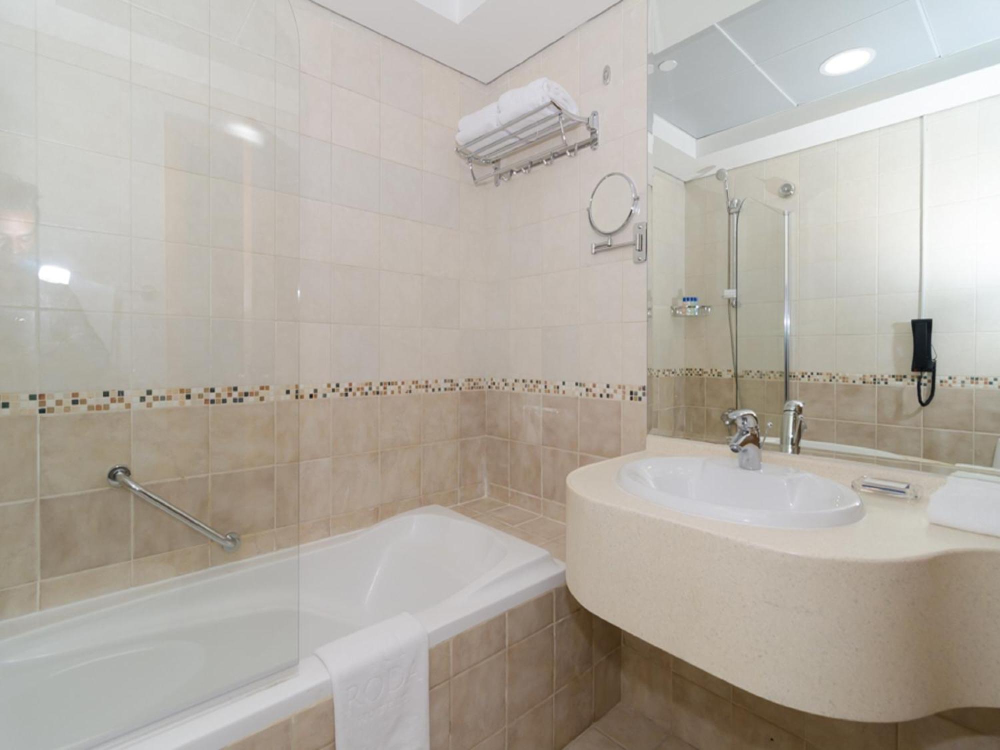 Sandy Shore Three Bedroom Suite,817223720:JPEG